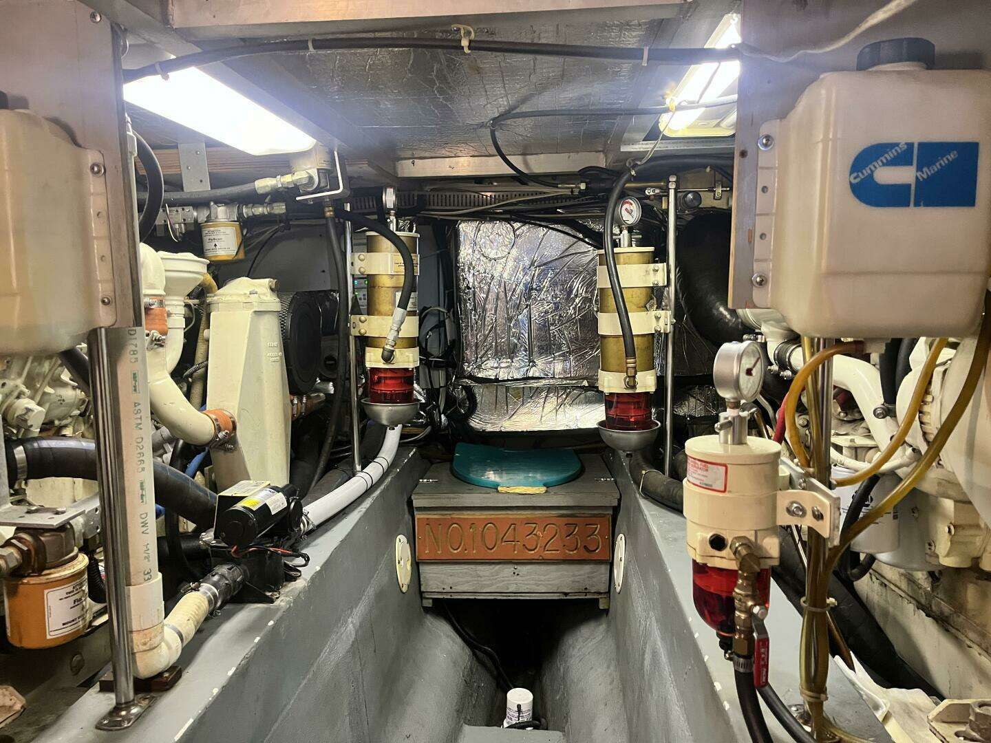 1995 Carver 440 Aft Cabin - Image 75