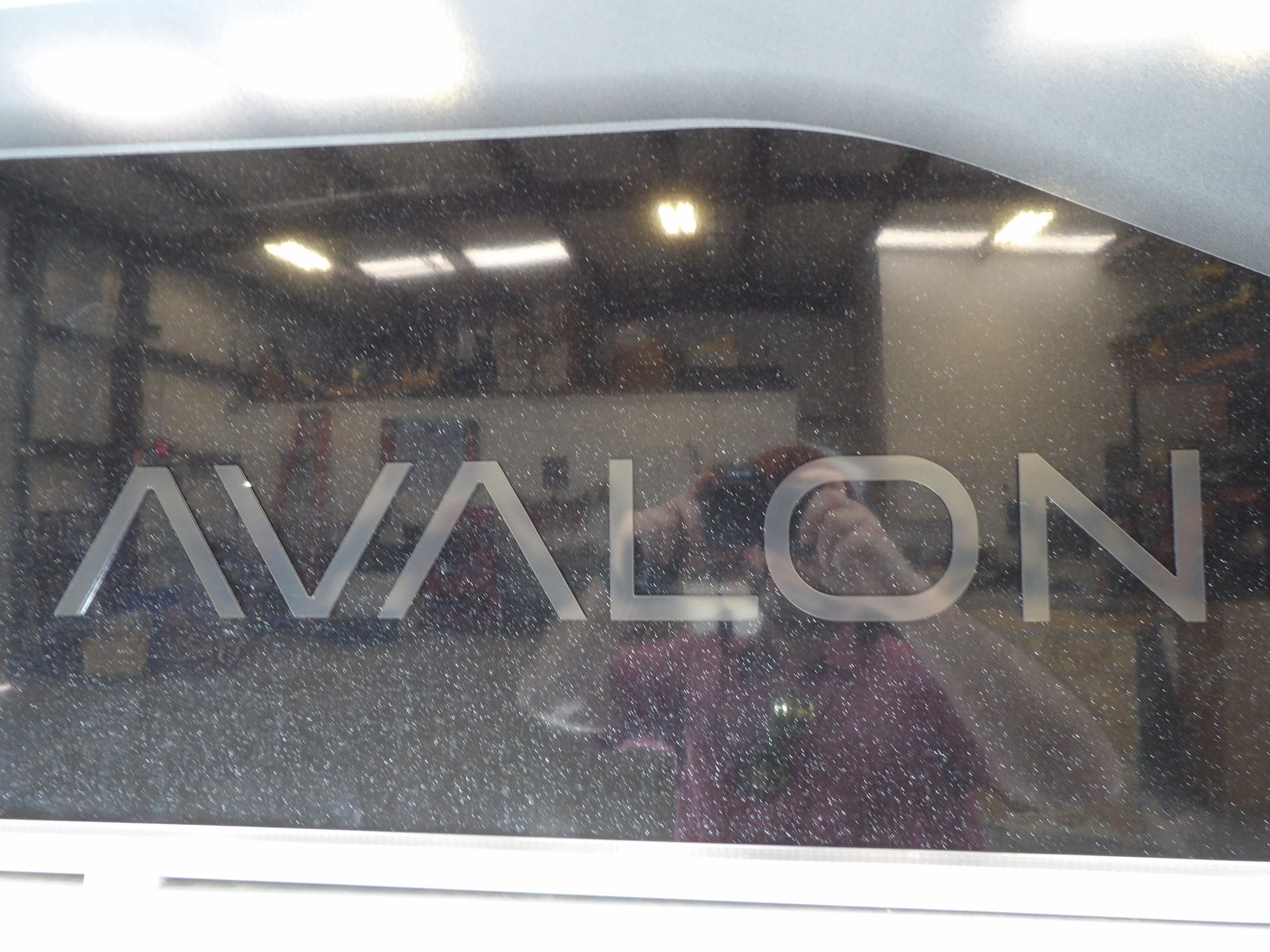 2026 Avalon Venture 85 Quad Fish - 21' - 6
