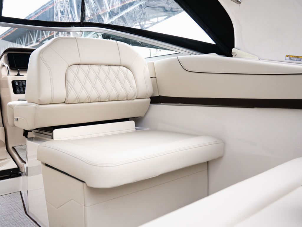 2026 Regal 26 Express - 8