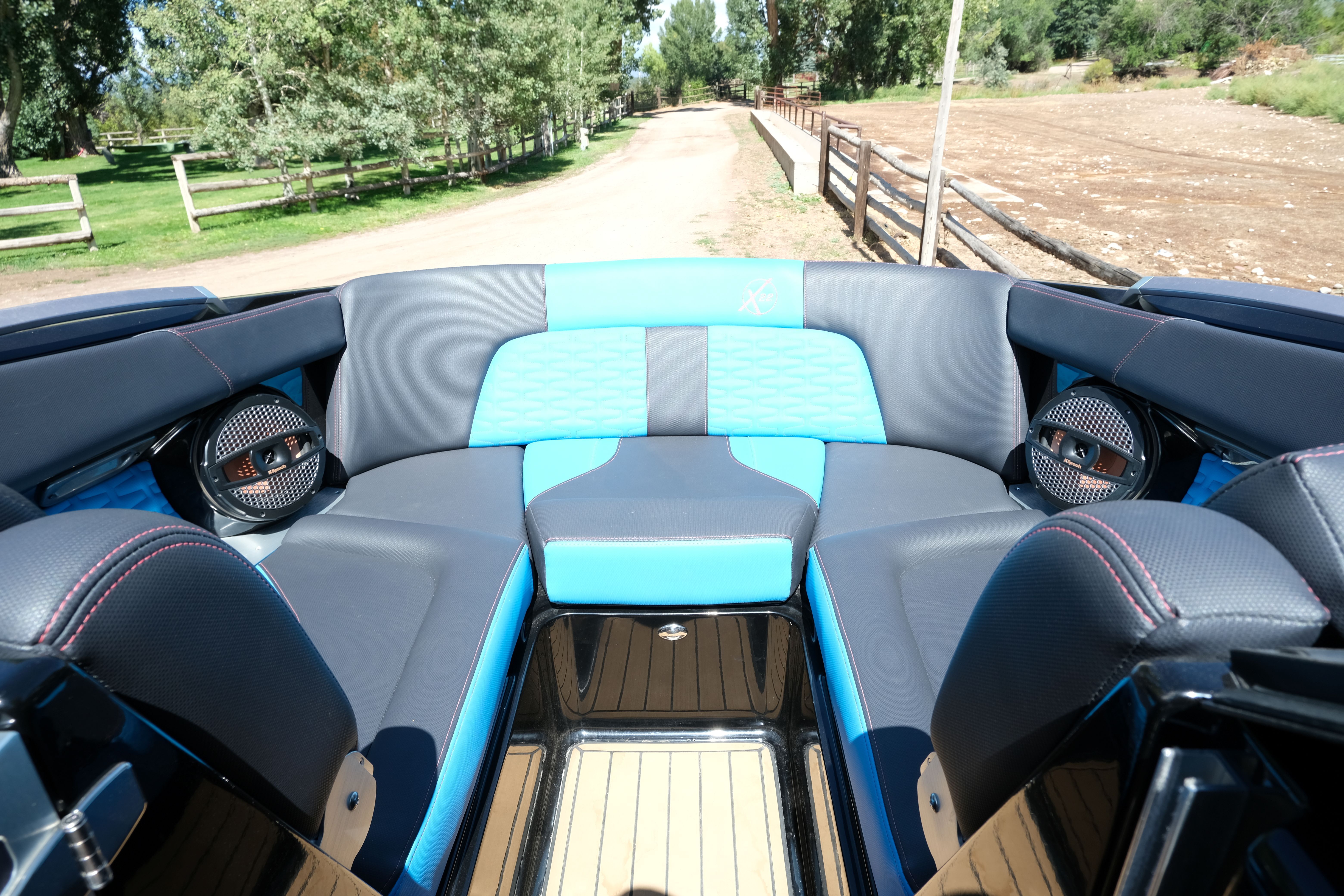 2023 MasterCraft X22 - 16