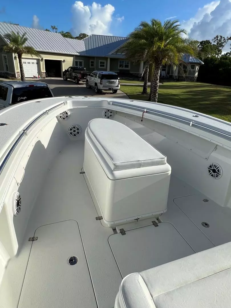 2016 Yellowfin Center Console - Image 5
