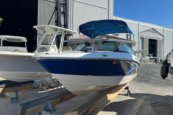2020 Monterey M-205