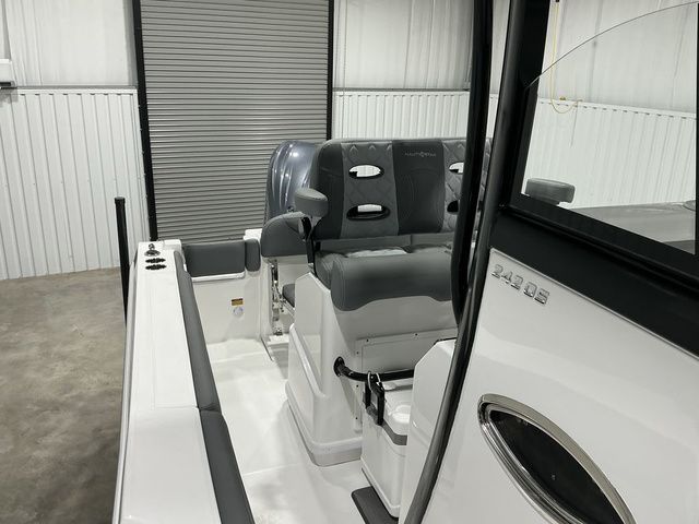 2026 NauticStar 242 Offshore - 14