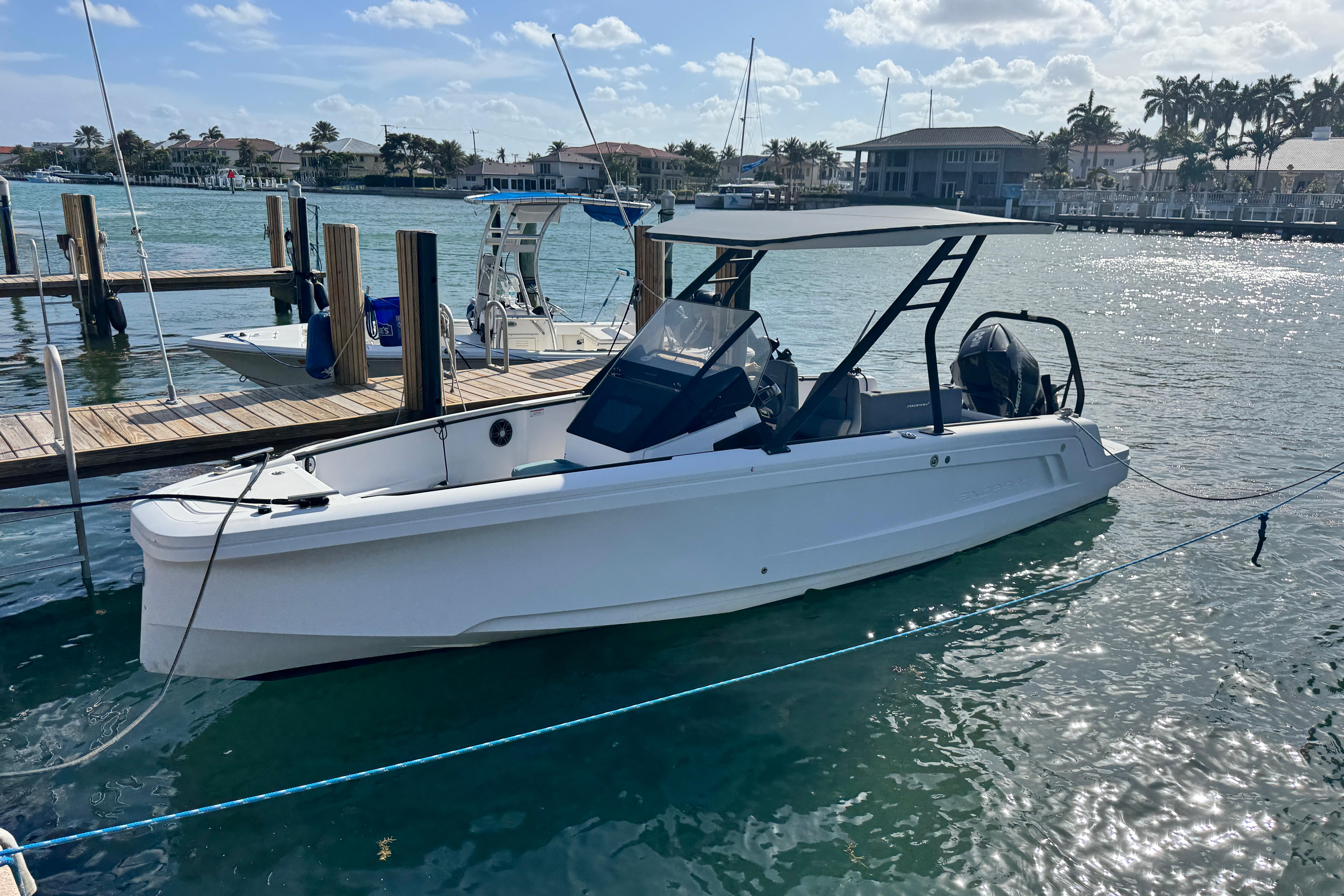 2022 Axopar 22 T-Top