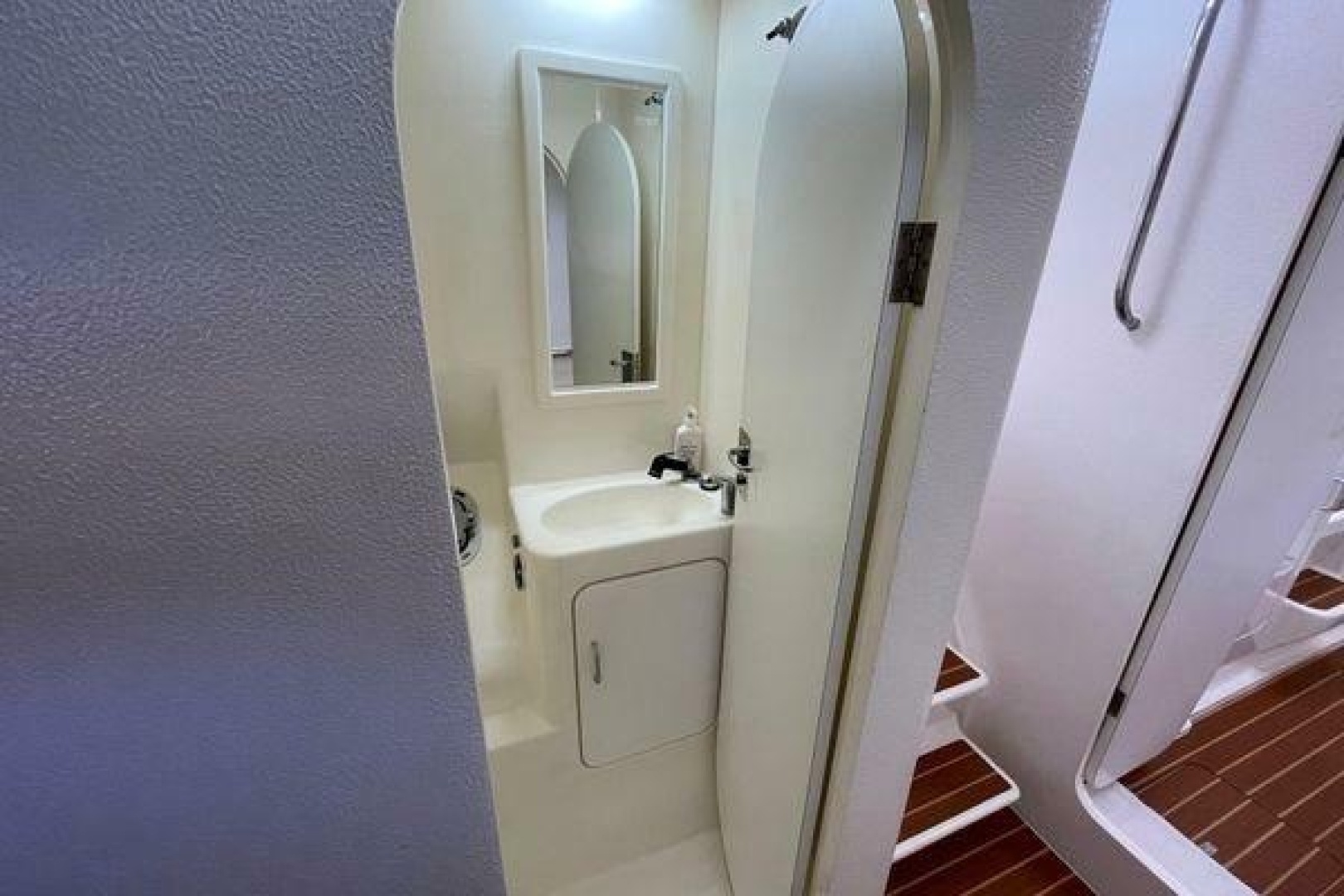 2008 Voyage Yachts 500 - Image 28