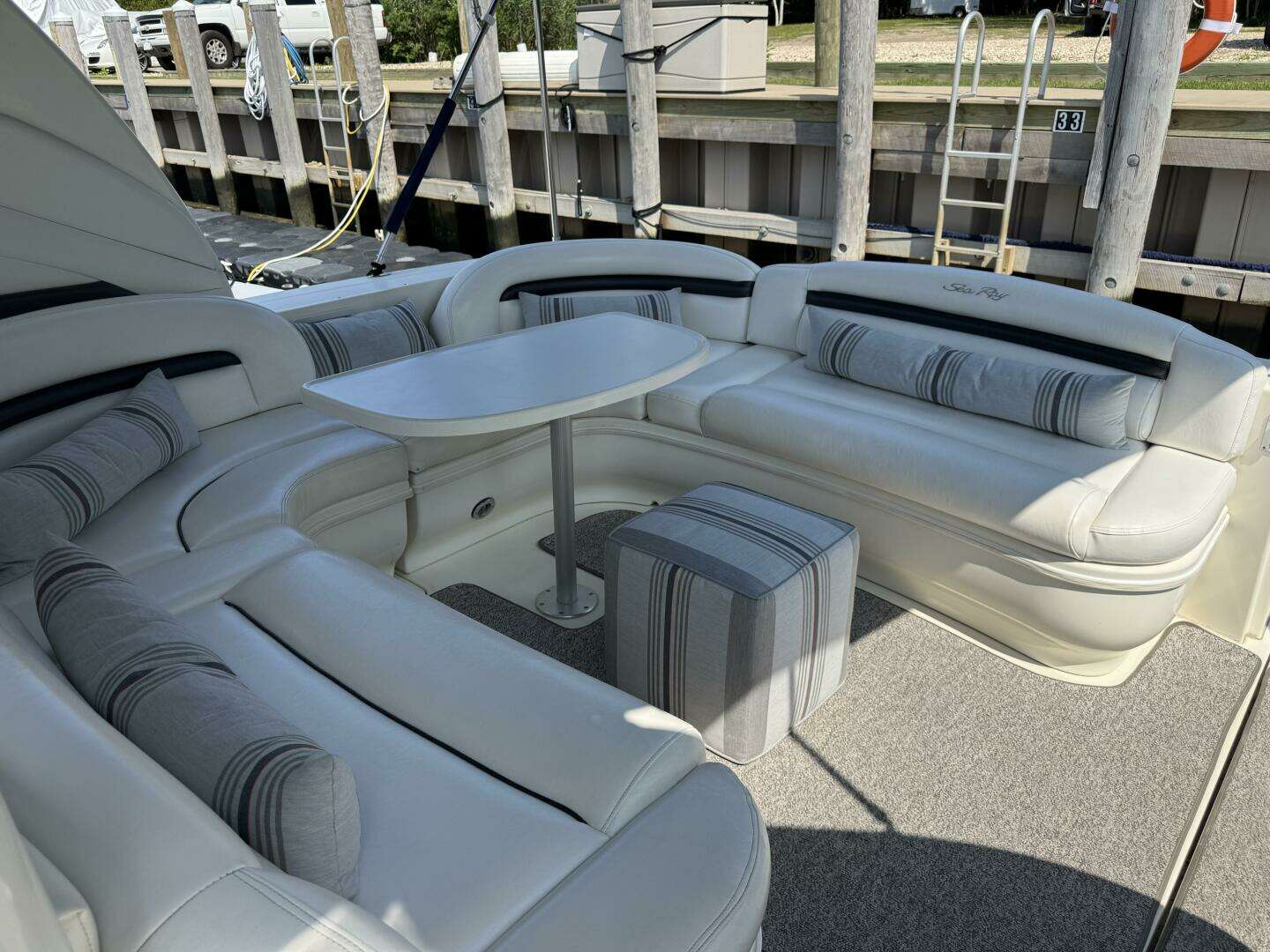 2003 Sea Ray 420 Sundancer - Image 10