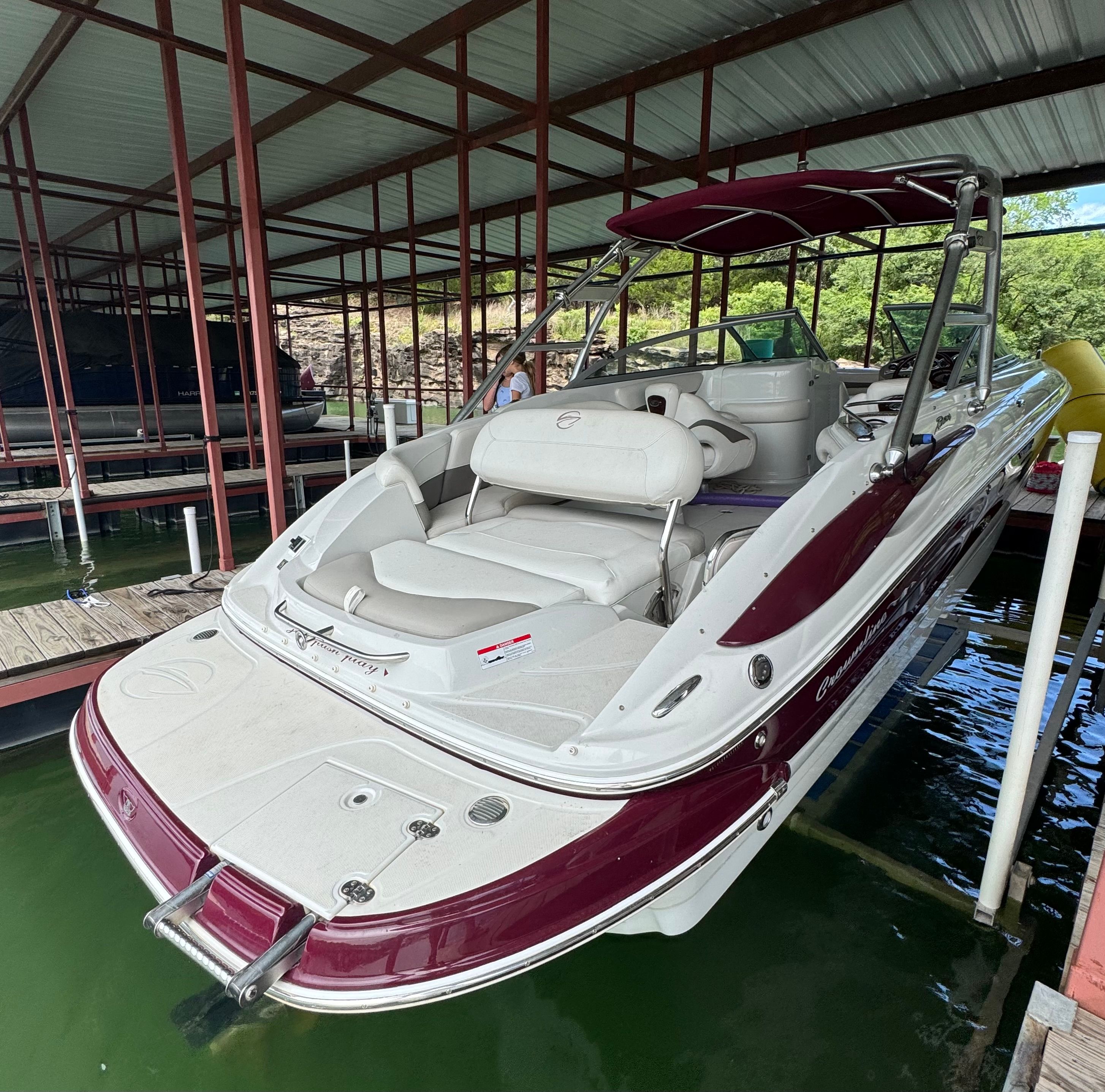 2008 Crownline 252EX