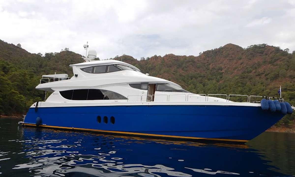 2007 Hatteras 80 Motor Yacht