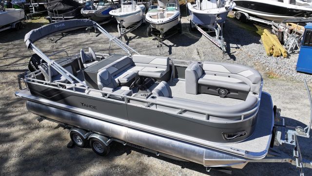 2026 Tahoe Sport 85 Rear Fish 23