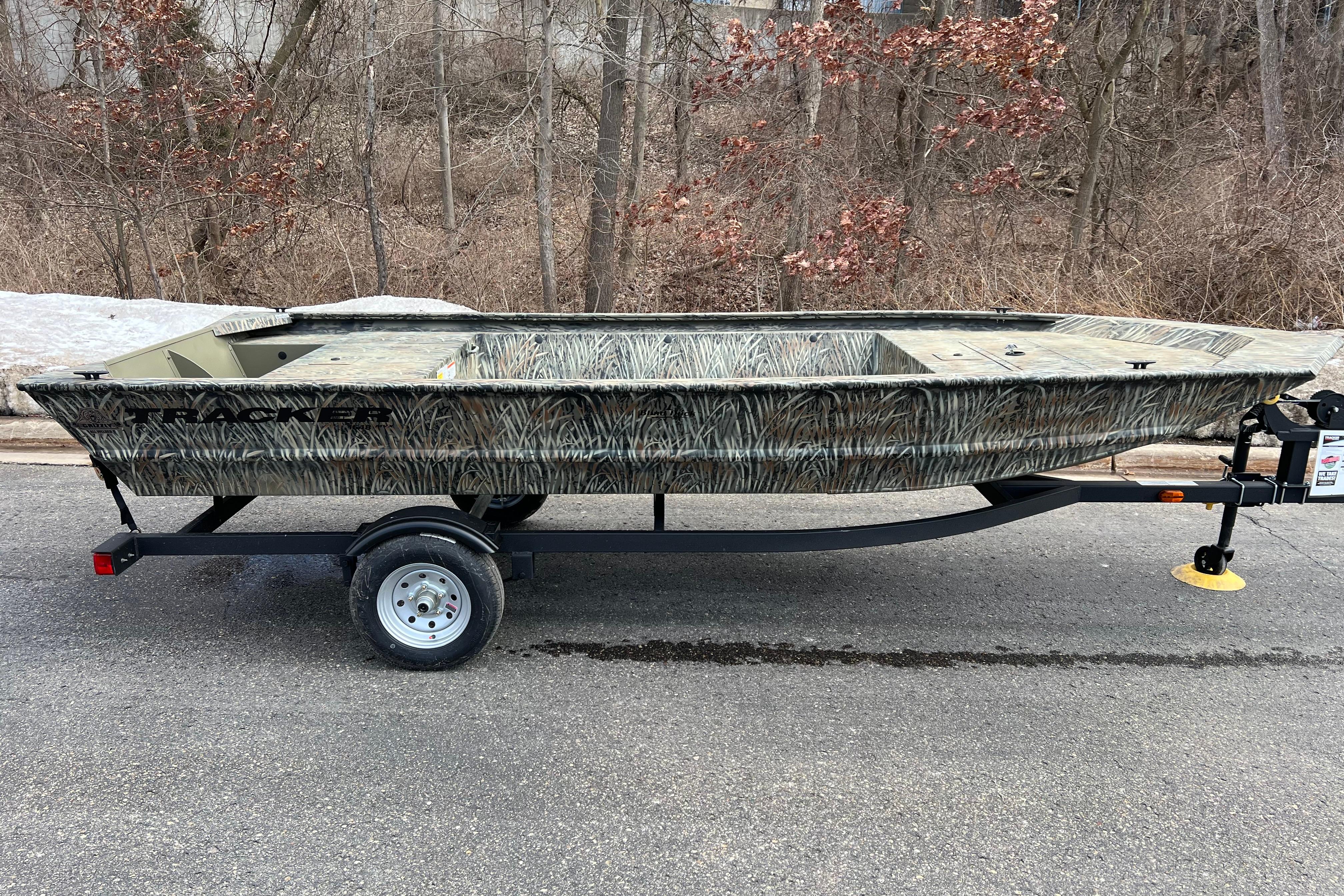2026 Tracker Grizzly 1648 Utility