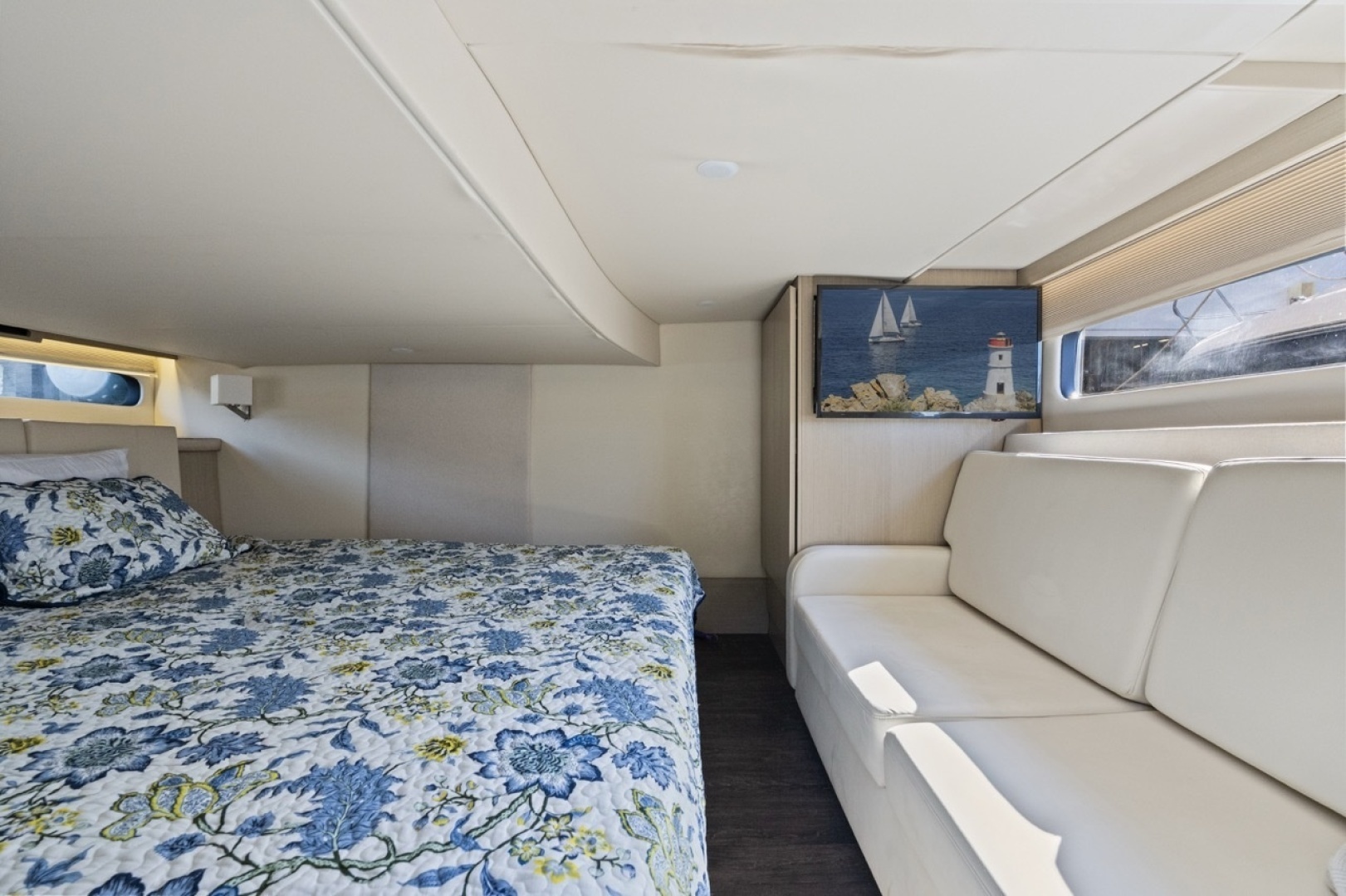 2020 Regal 42 Fly - Image 23