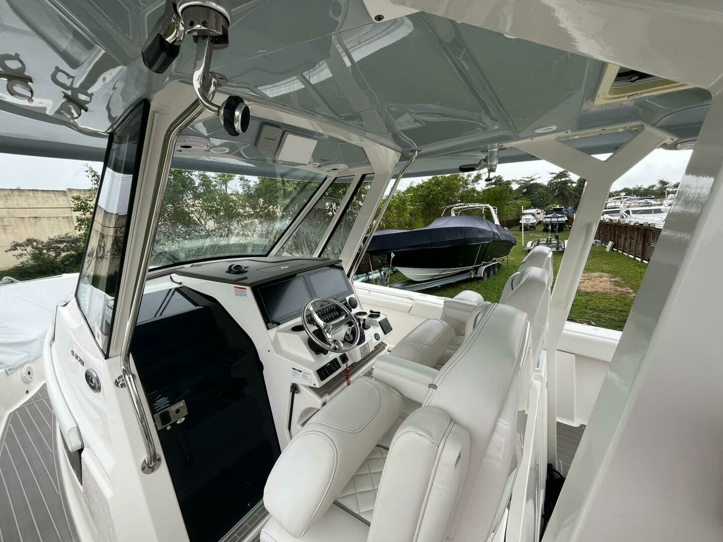 2021 Pursuit S378 - Image 12