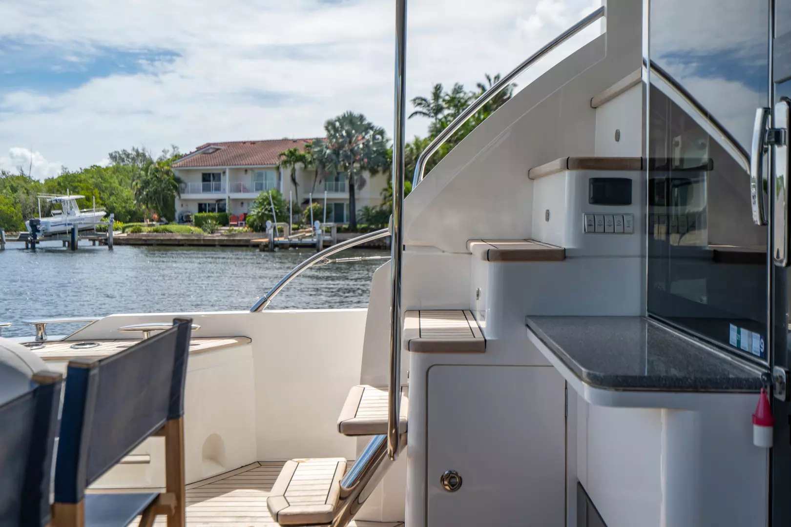 2018 Princess F62 - Image 28