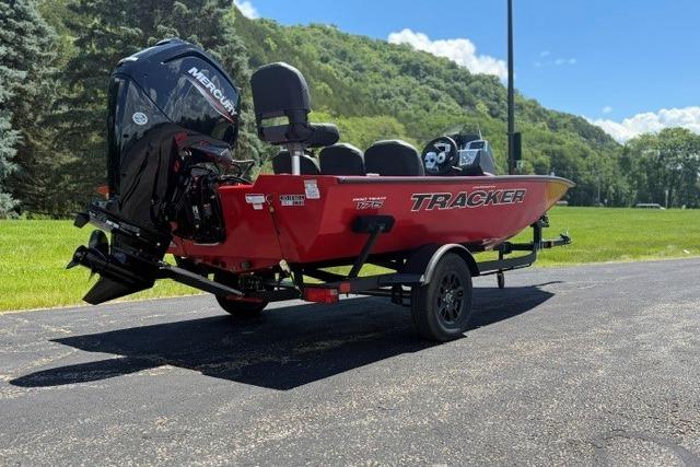 2026 Tracker Pro Team 175 Crappie Edition