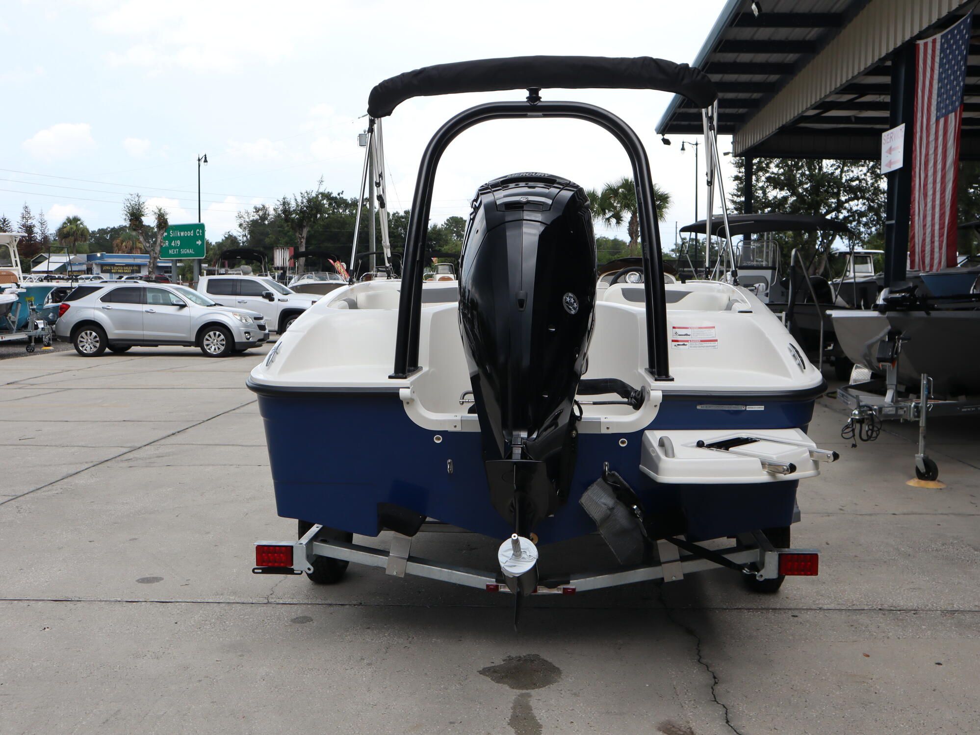 2026 Bayliner E18 LIMITED EDITION - 4