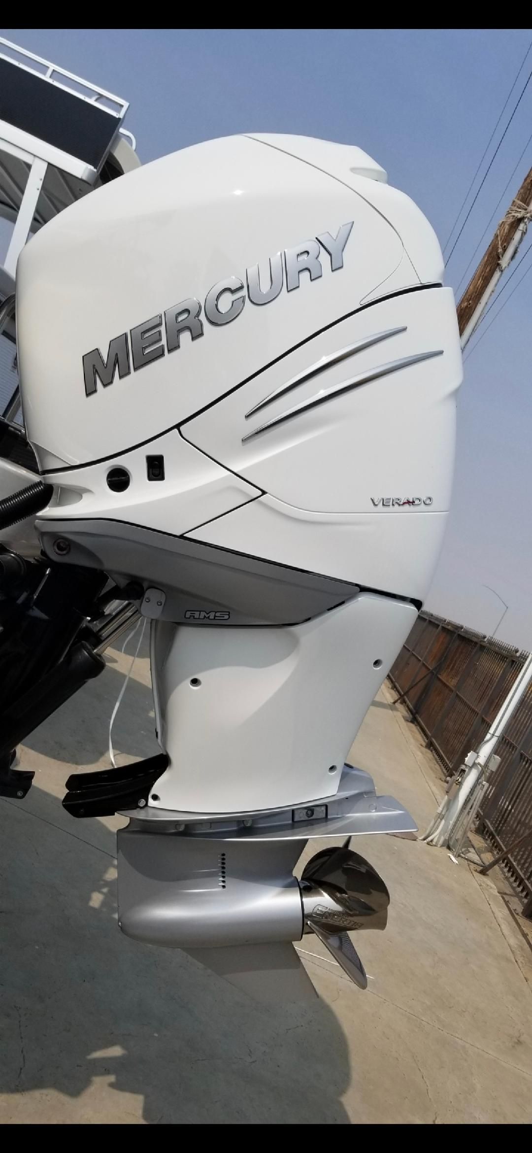2021 Avalon Excalibur Elite Windshield - 25' - 6