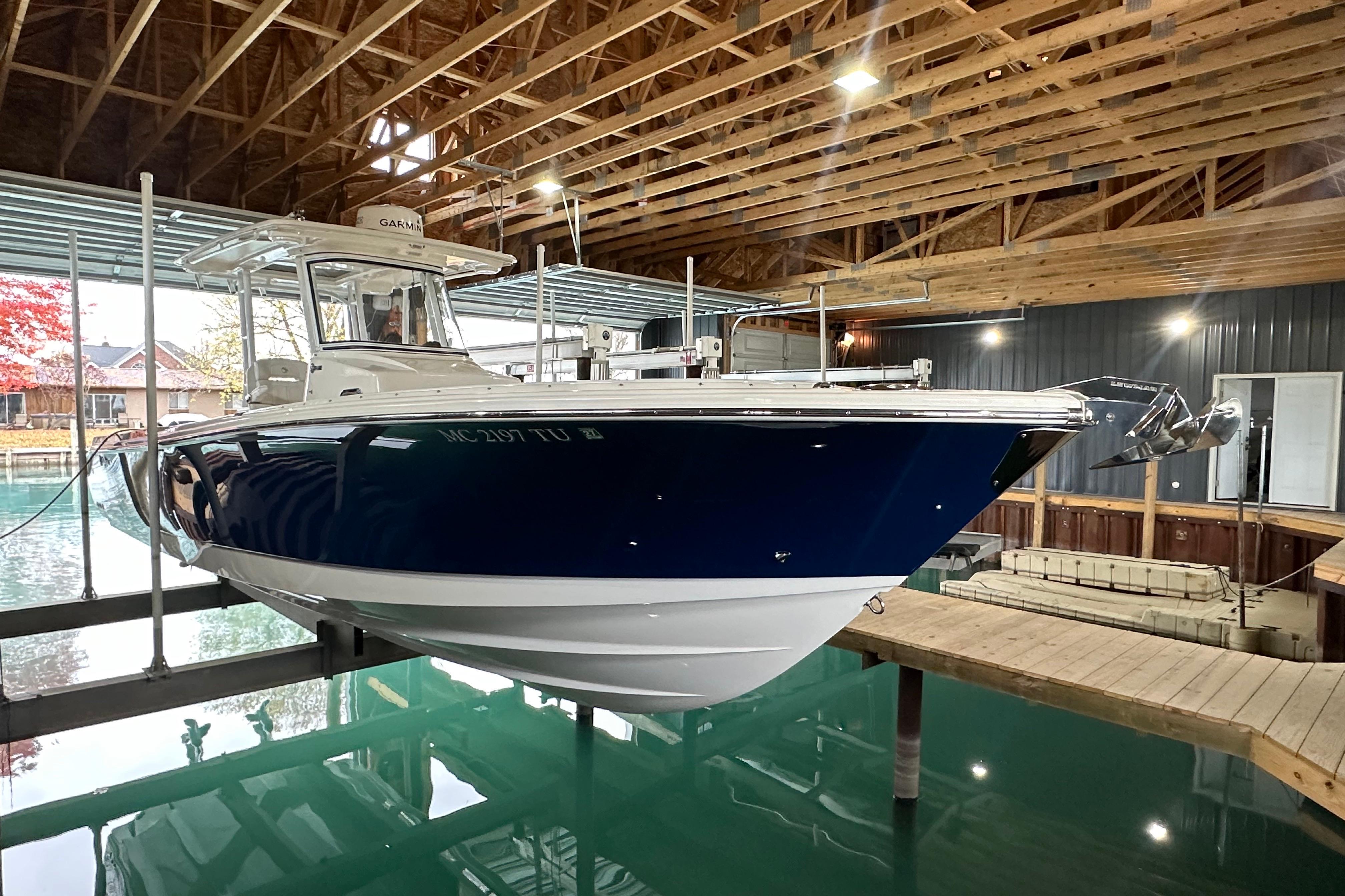 2015 Edgewater 320CC