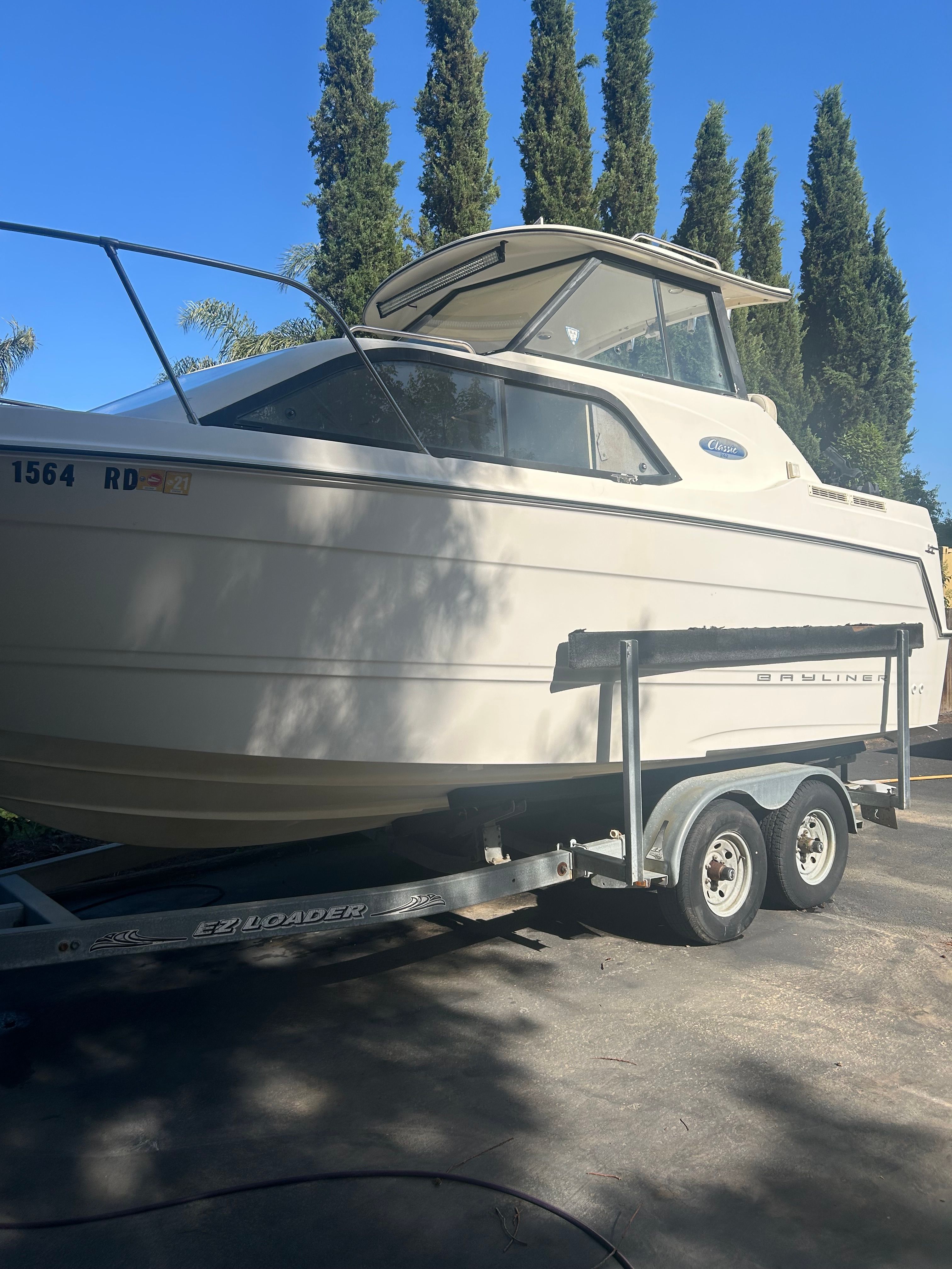 2005 Bayliner Classic 242 - 3