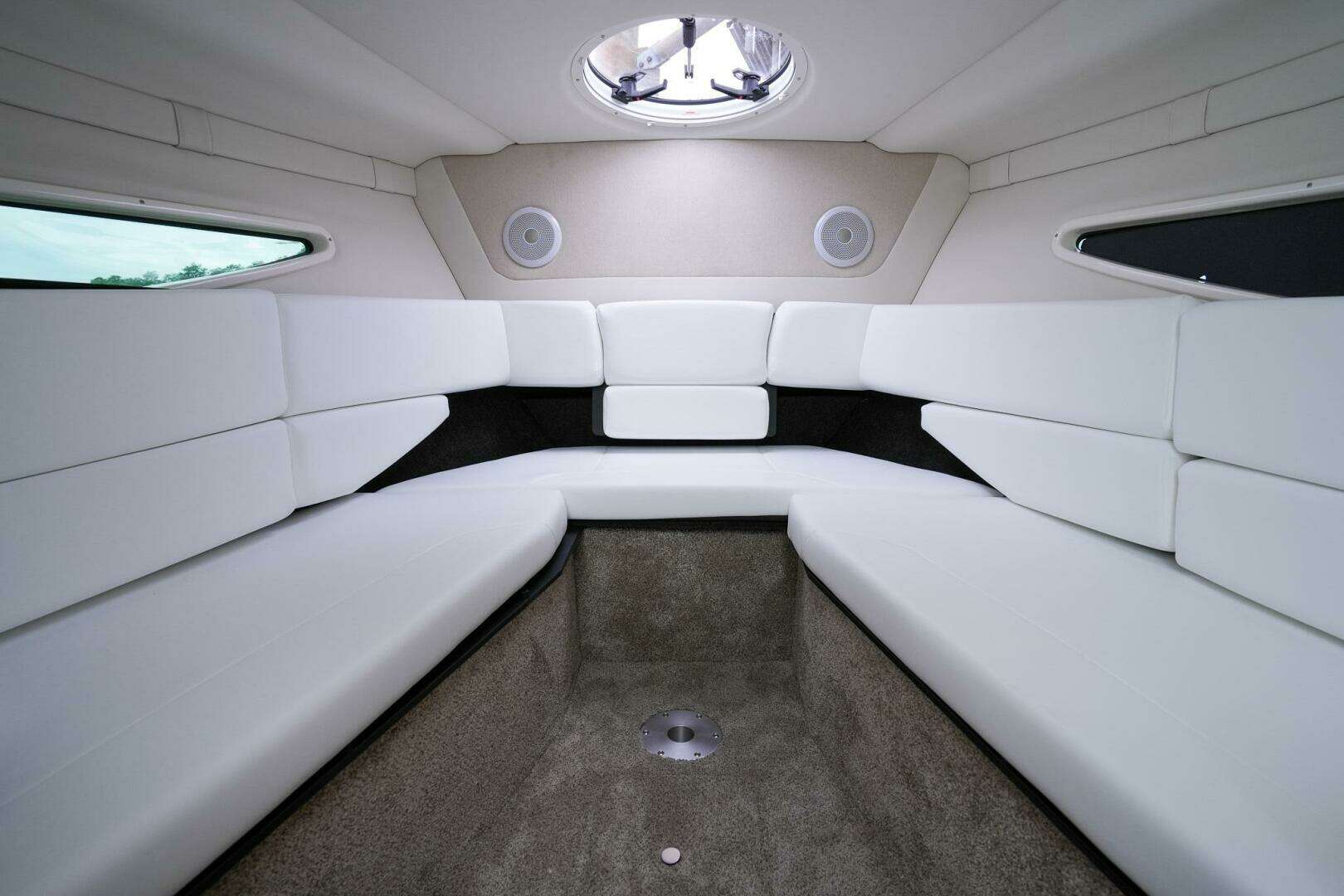2026 Regal 26 XO - Image 21
