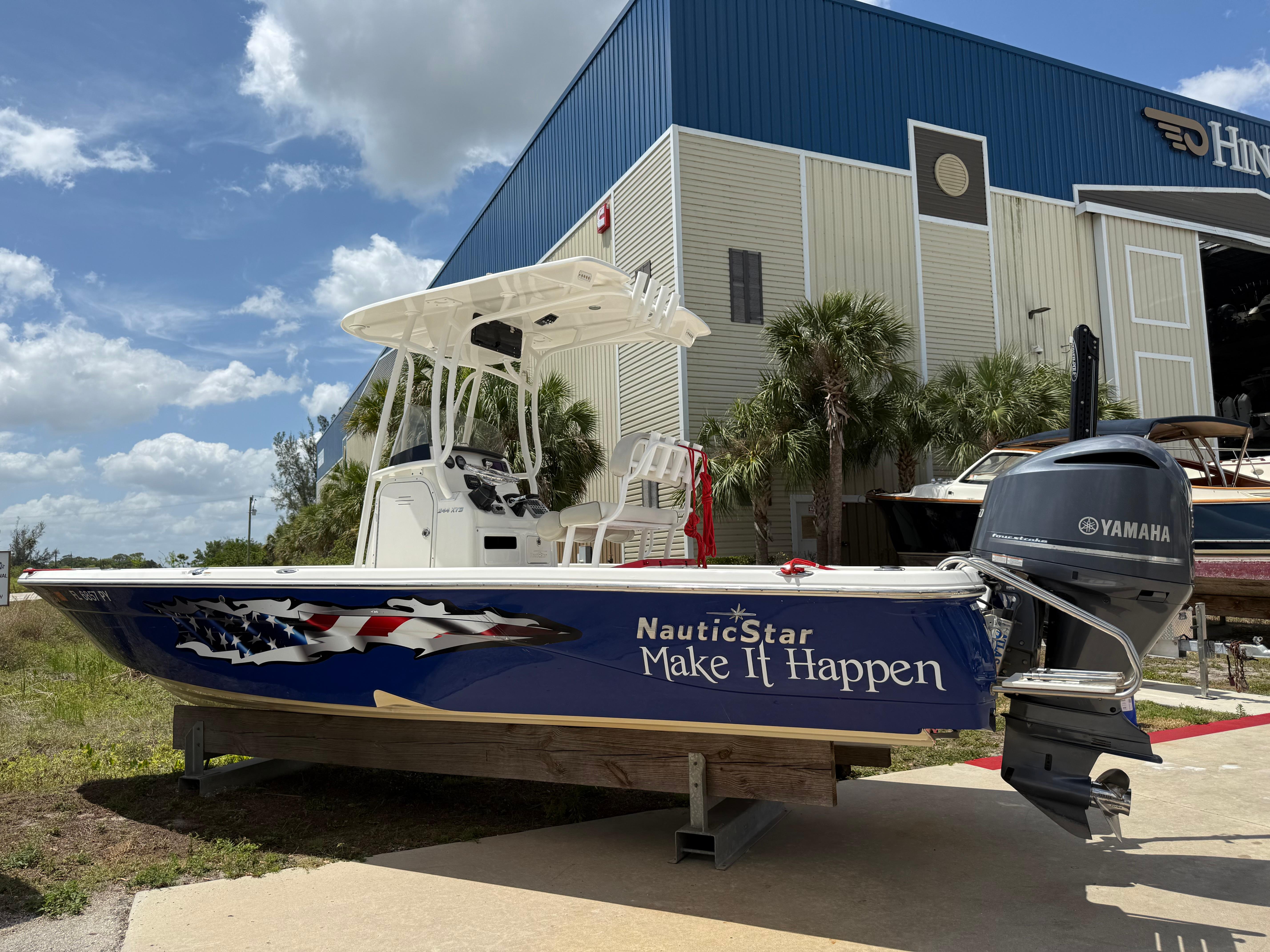 2015 NauticStar 244 XTS