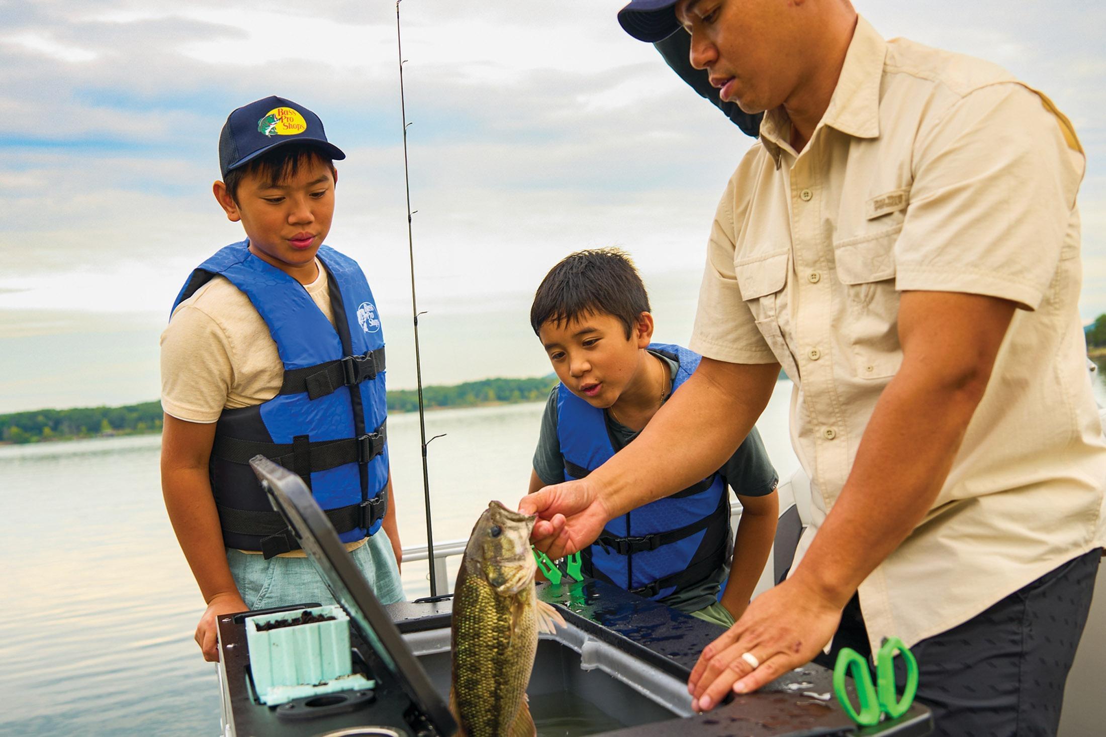 2026 Sun Tracker Fishin' Barge 20 DLX - 24