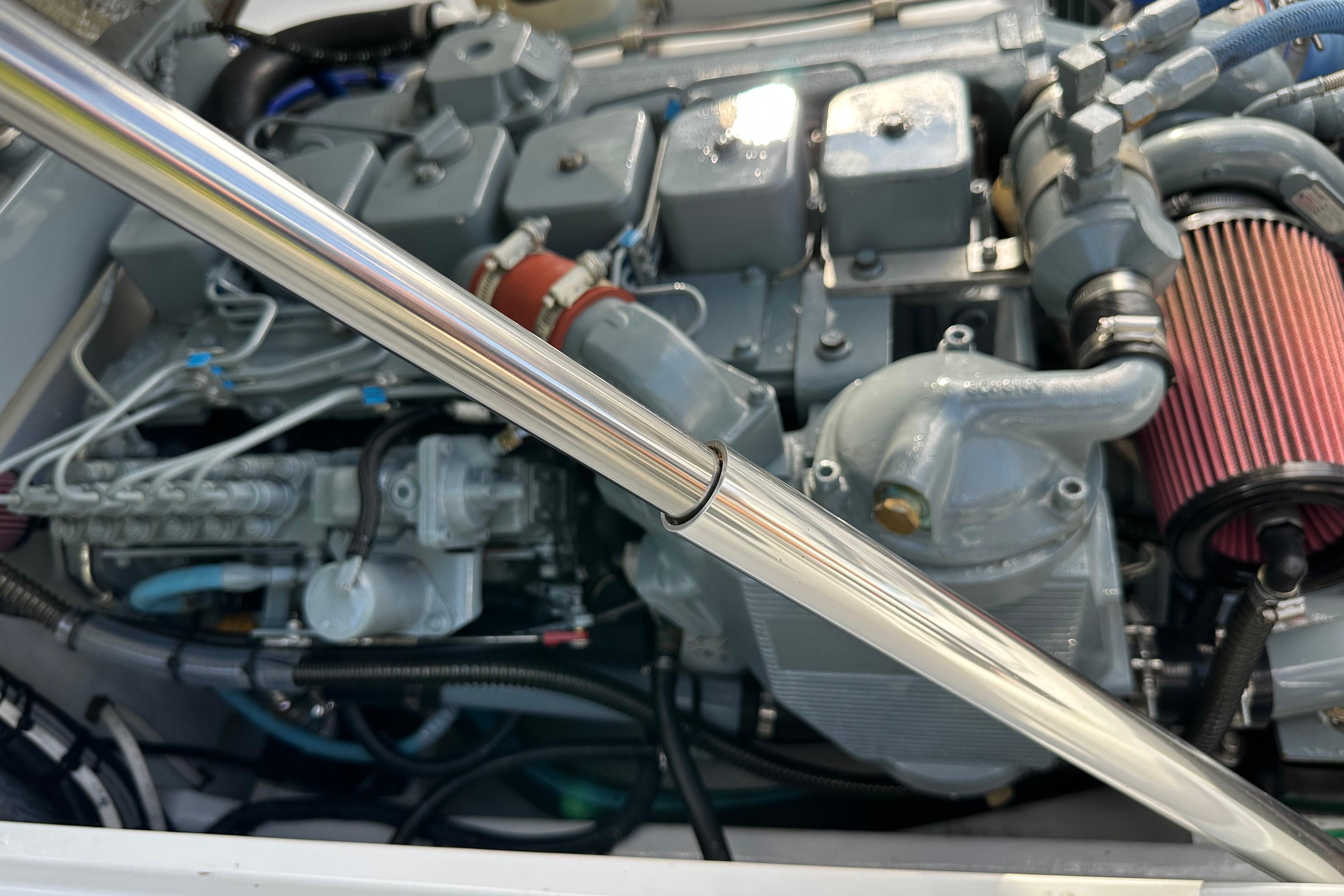 2004 SeaVee Center Console engine with visible components and wiring.