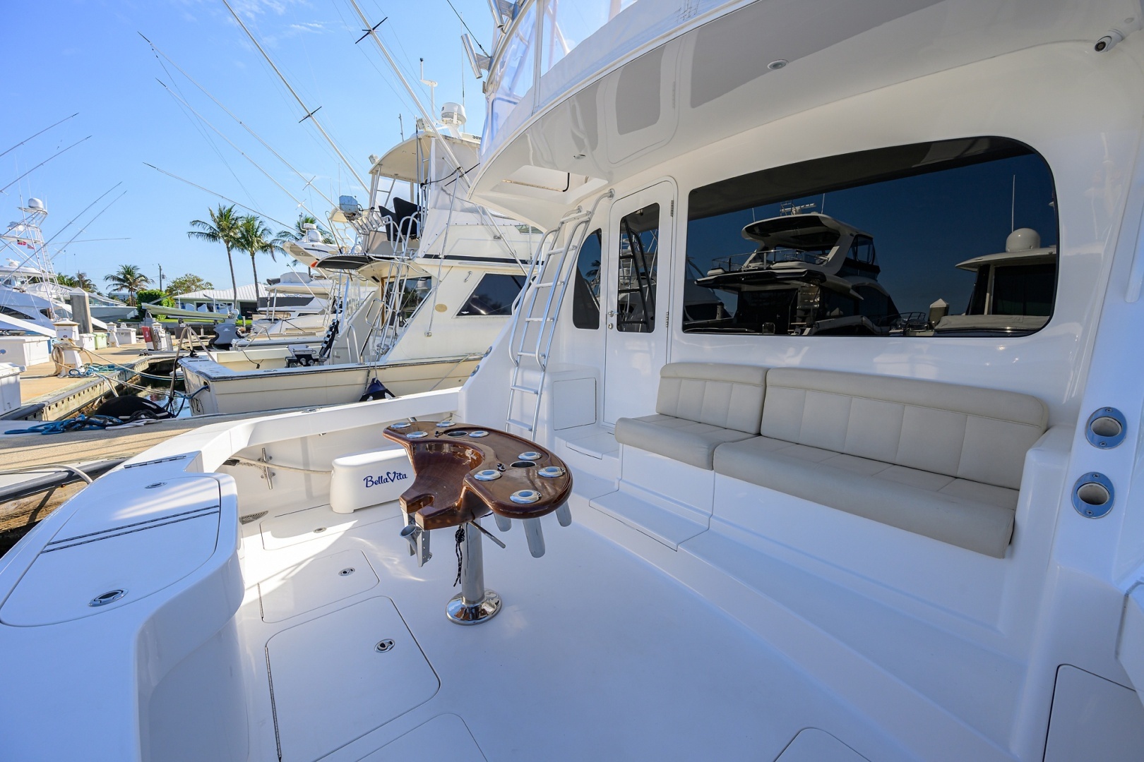 2015 Viking 42 Convertible - Image 33
