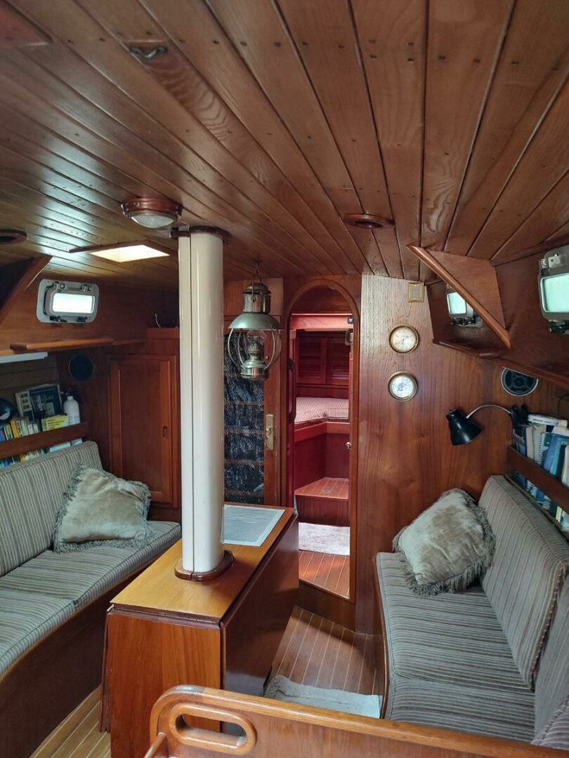 1988 Brewer Kaiulani - Image 18