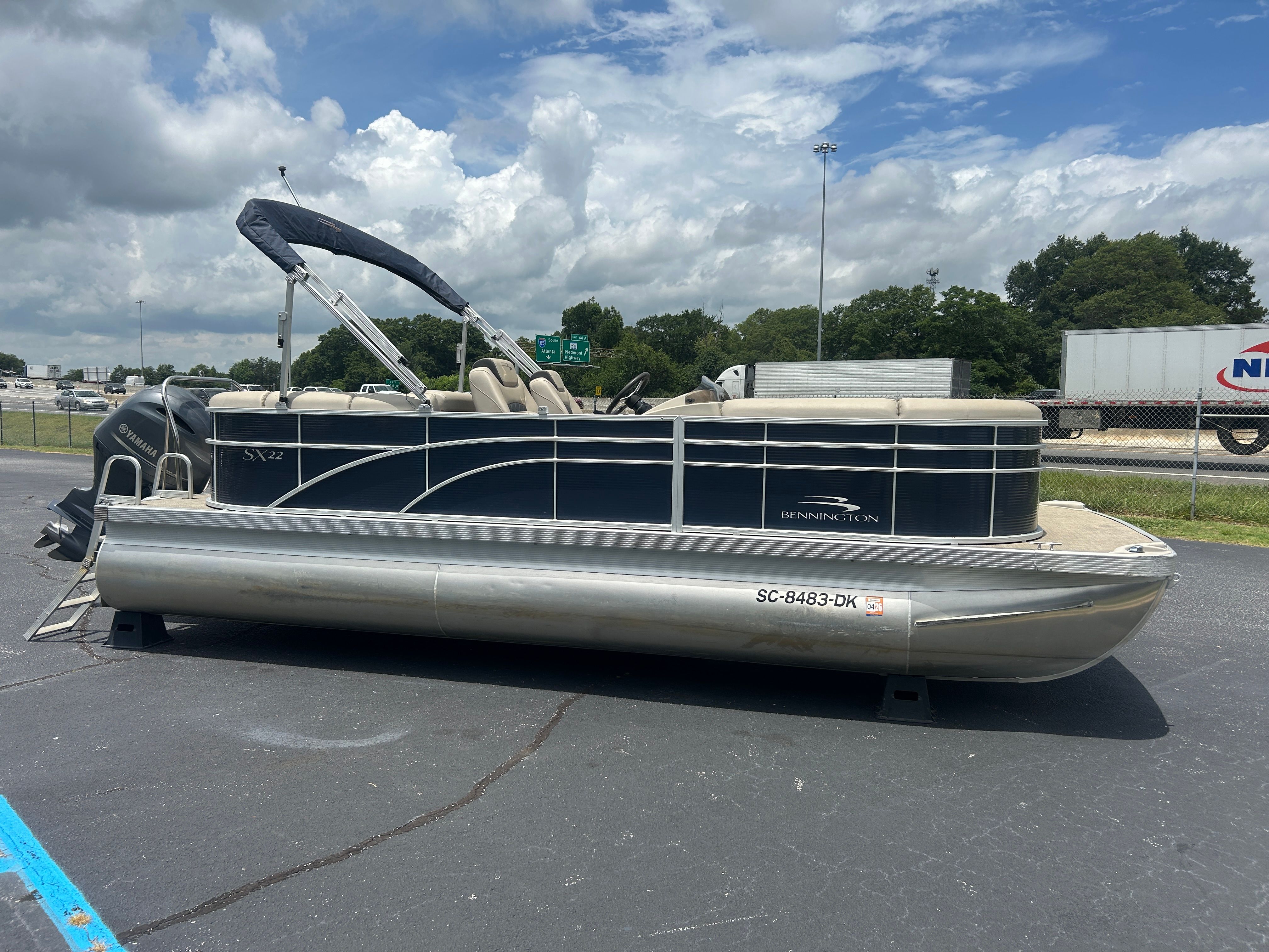 2019 Bennington SX22 Stern Radius - 6