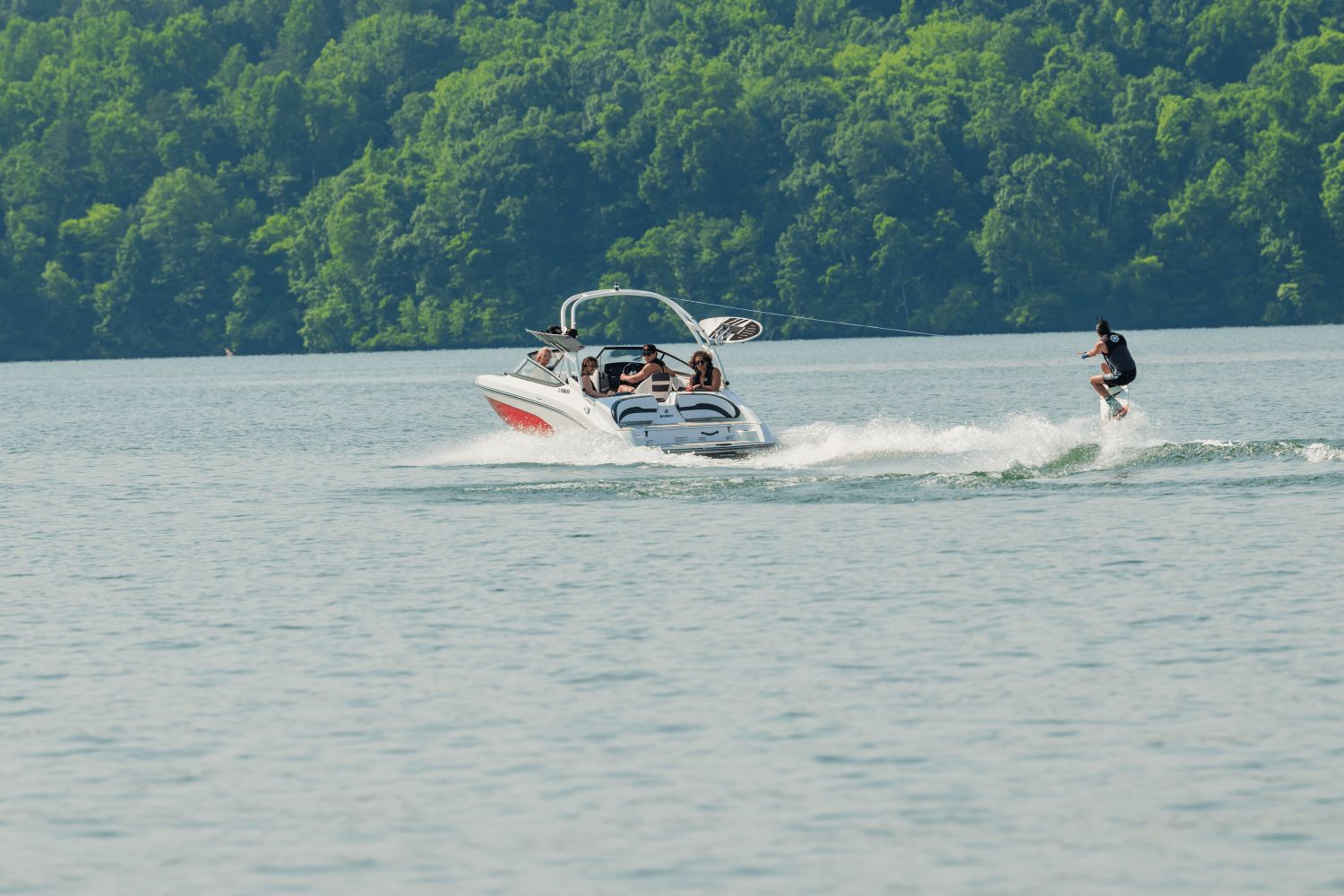 2026 Yamaha Boats AR195 - 9
