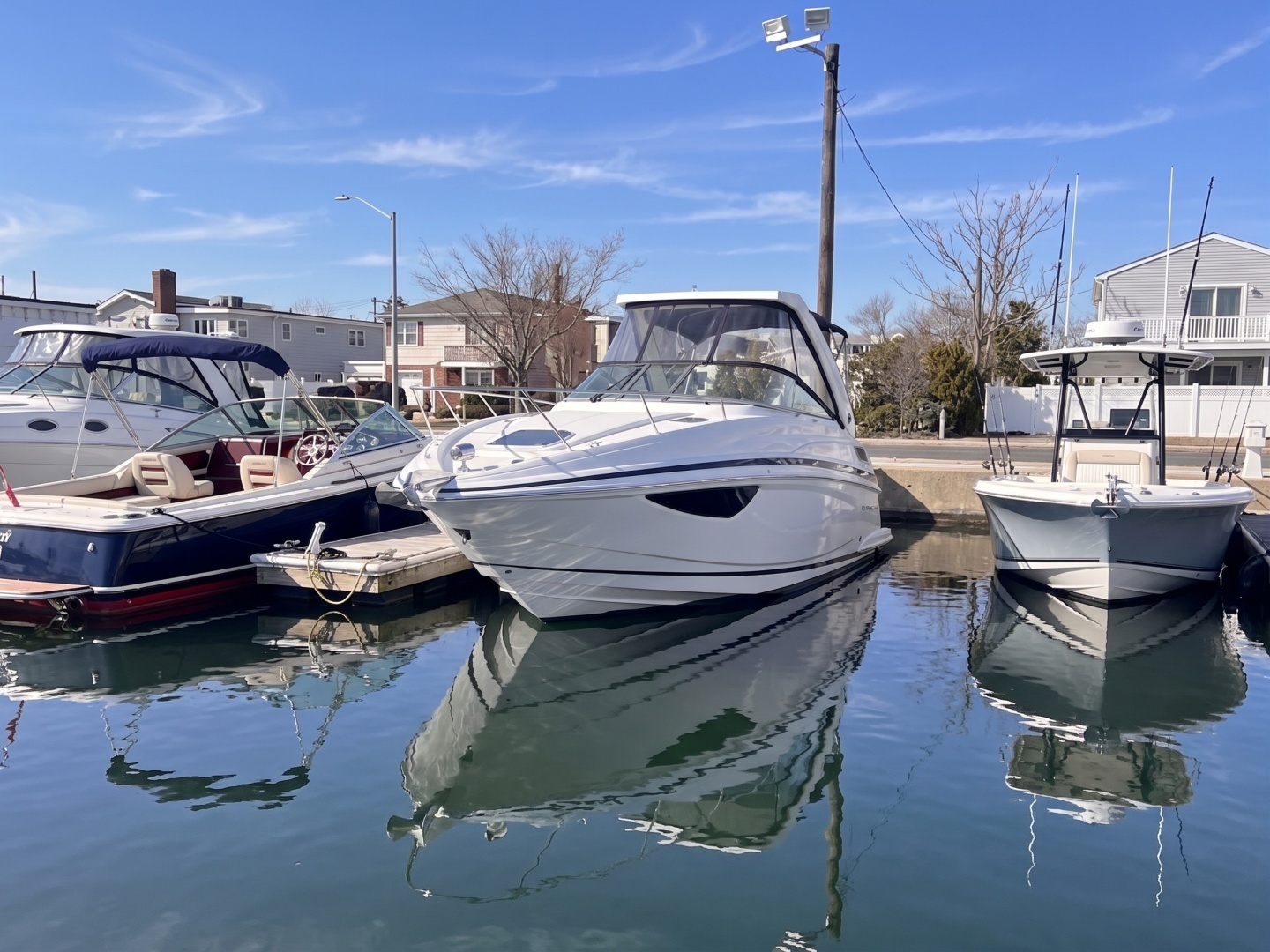 2017 Regal 28 Express - Image 2