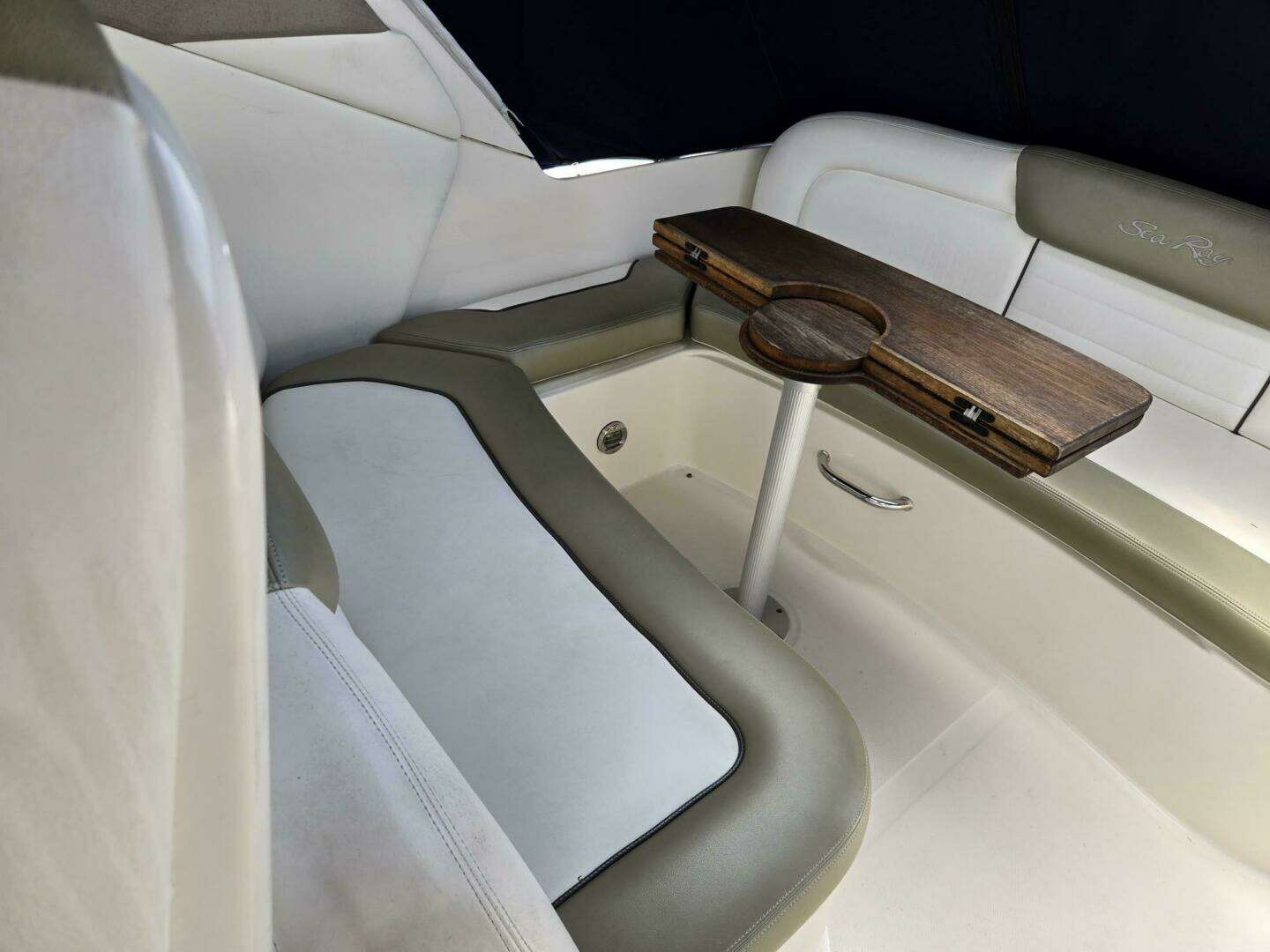 2007 Sea Ray 310 Sundancer - Image 12