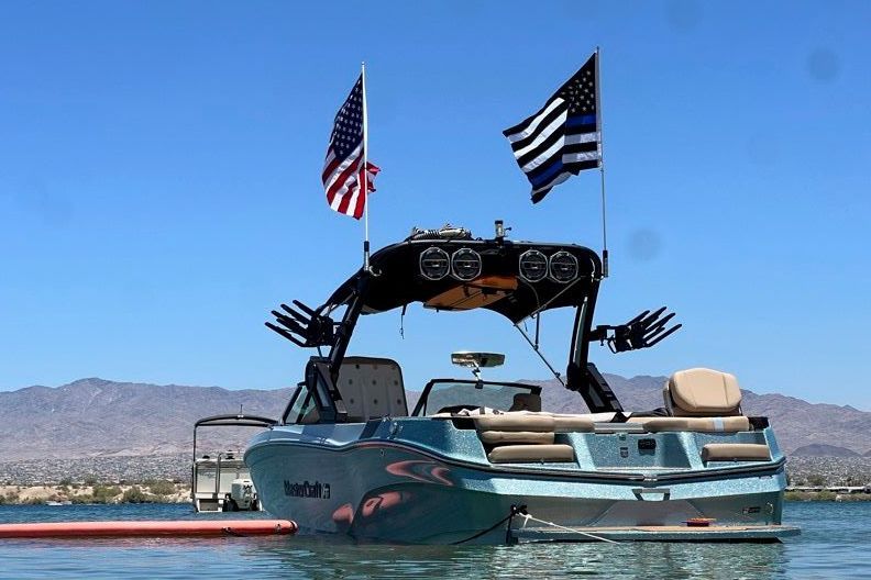 2022 MasterCraft XT24 - 2