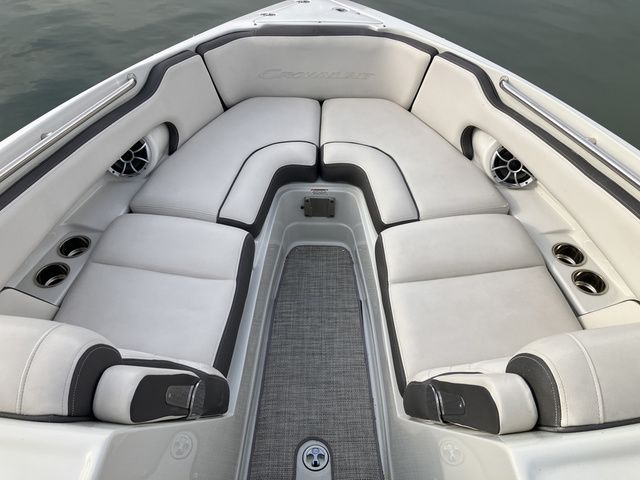 2023 Crownline 270 XSS - 24
