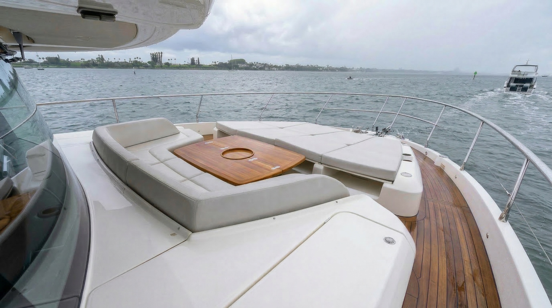 2027 Absolute Navetta 70 - Image 24