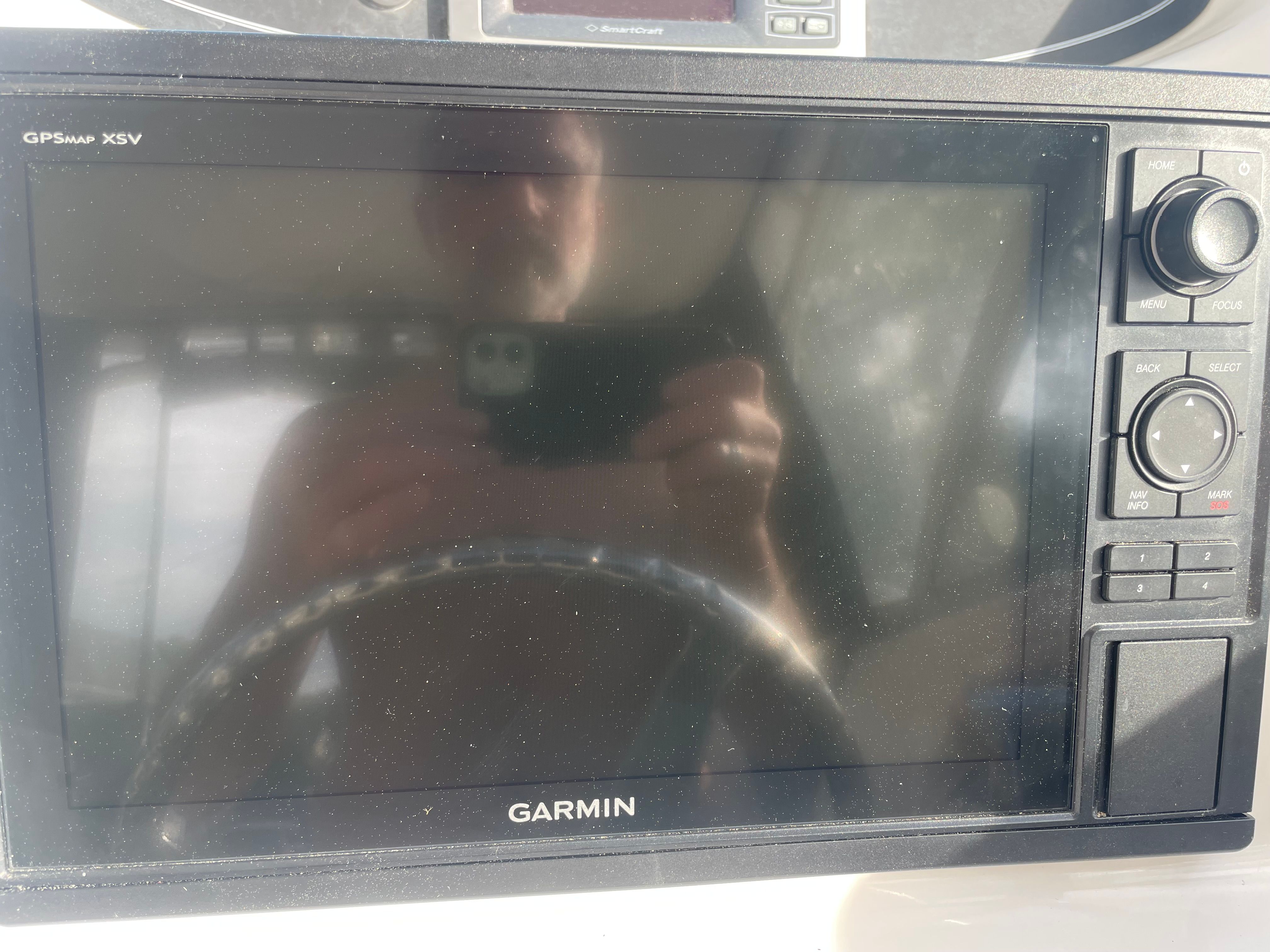 2009 Boston Whaler 255 Conquest - 12