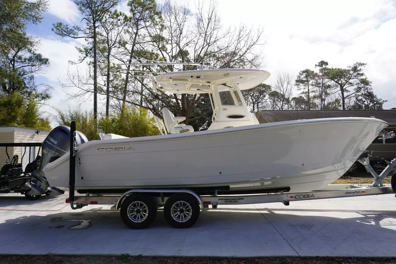 2022 Cobia 262 - Image 2