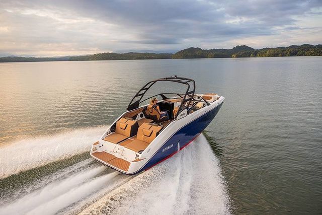 2026 Yamaha Boats 222 SD BOTH COLORS AVAILABLE - 4