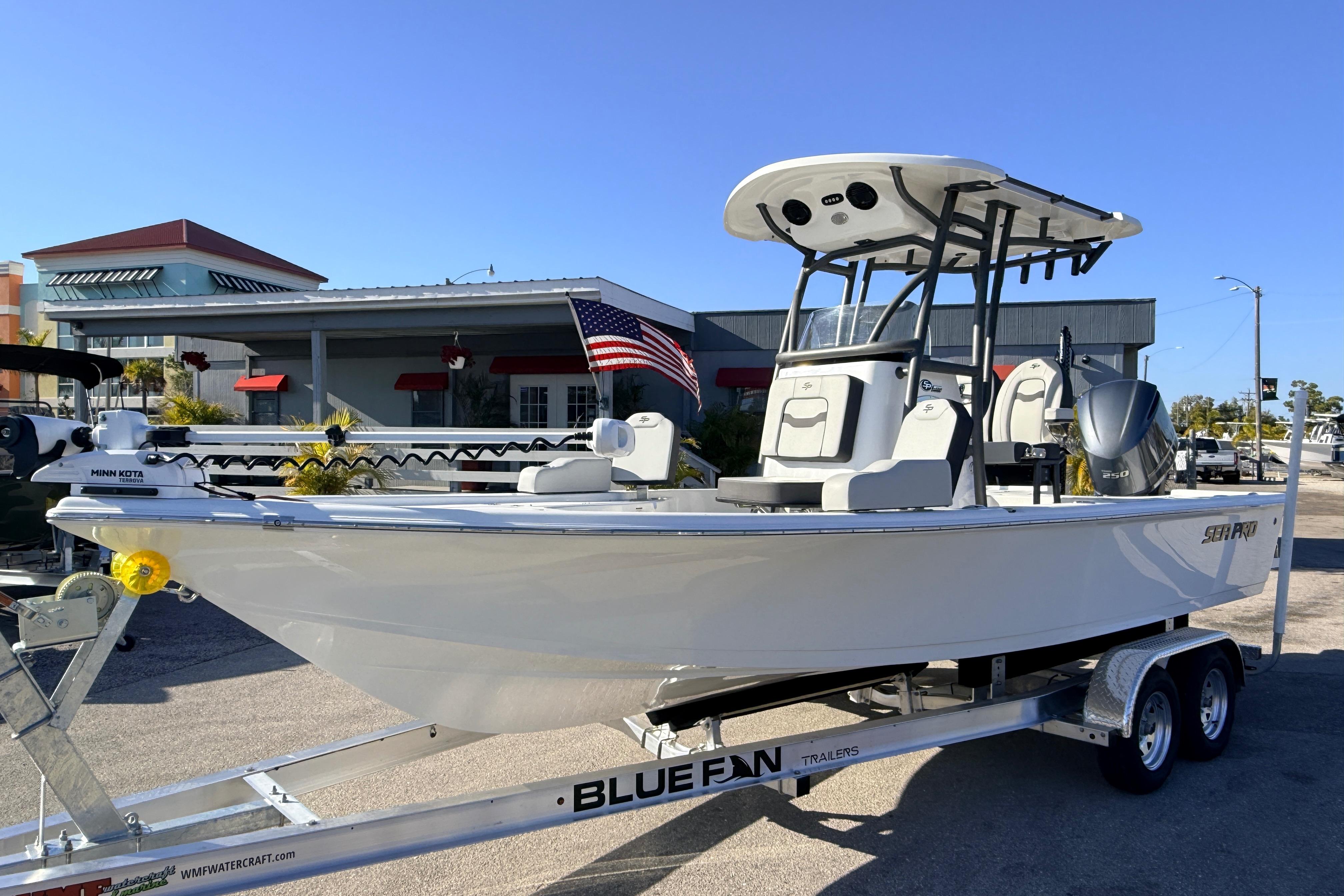 2025 Sea Pro 210 Bay