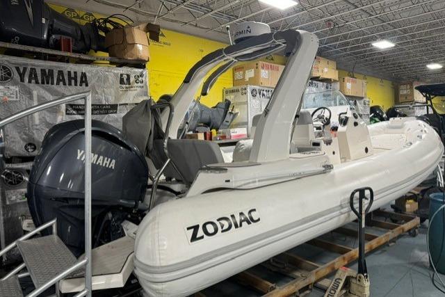 2025 Zodiac Medline 7.5