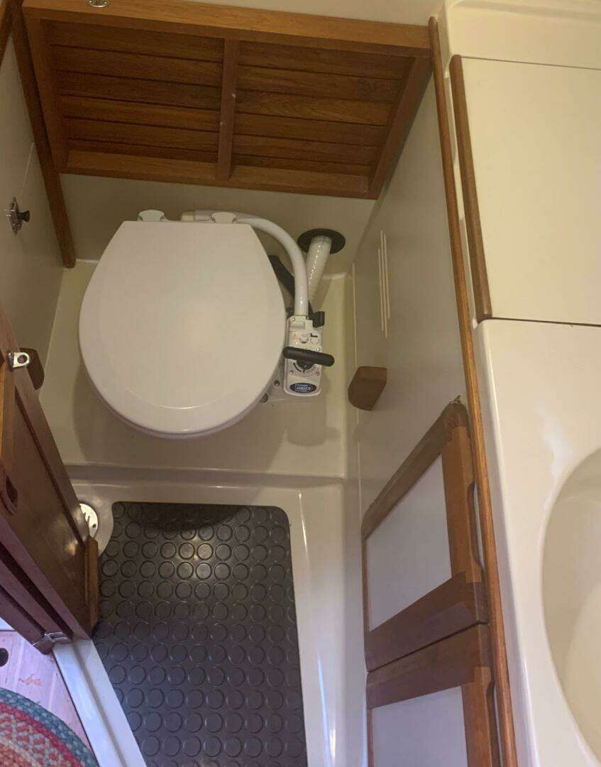 1991 Hunter 30 T - Image 20