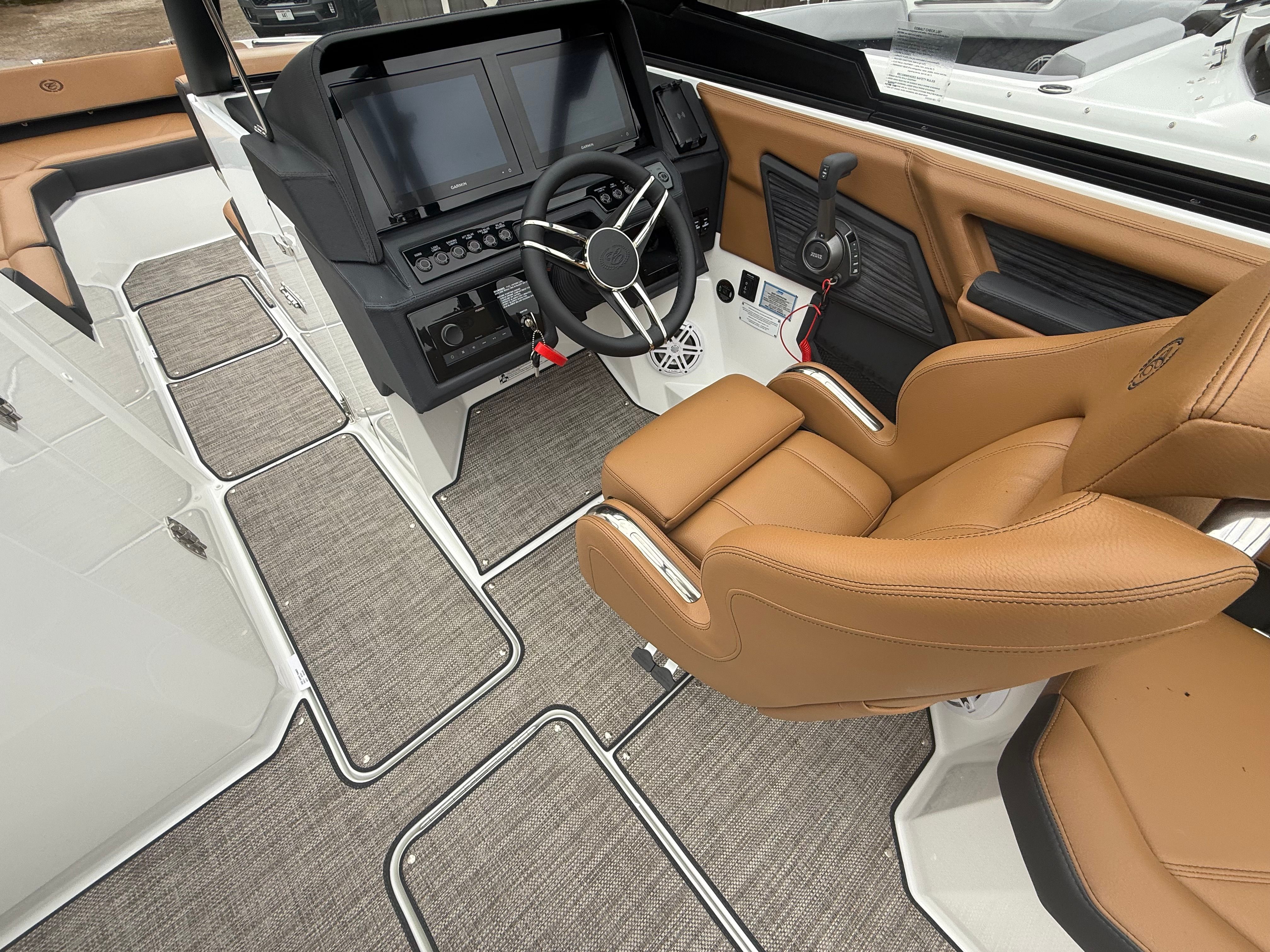 2026 Cobalt R8 Surf - 10