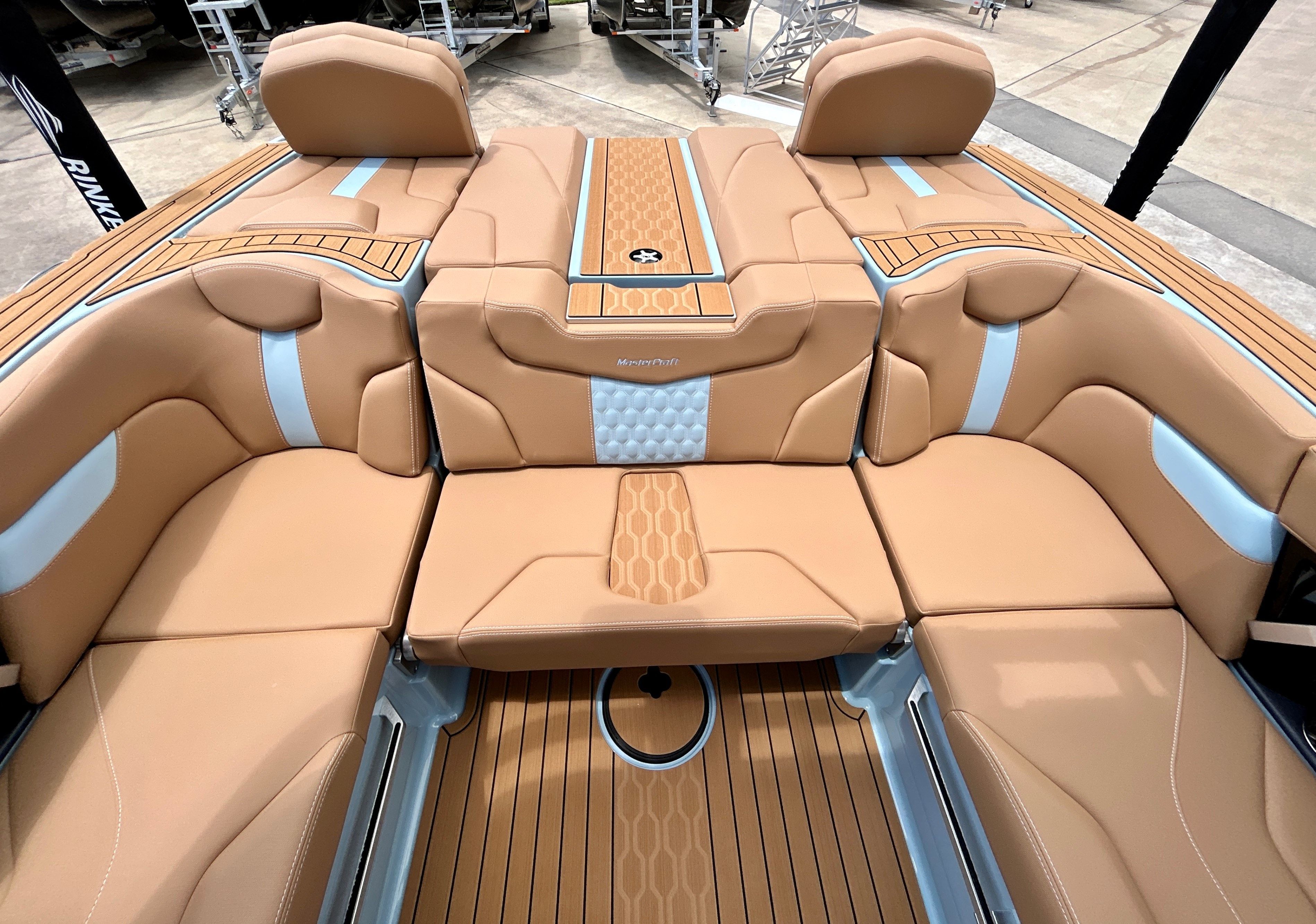 2026 MasterCraft XT23 - 47