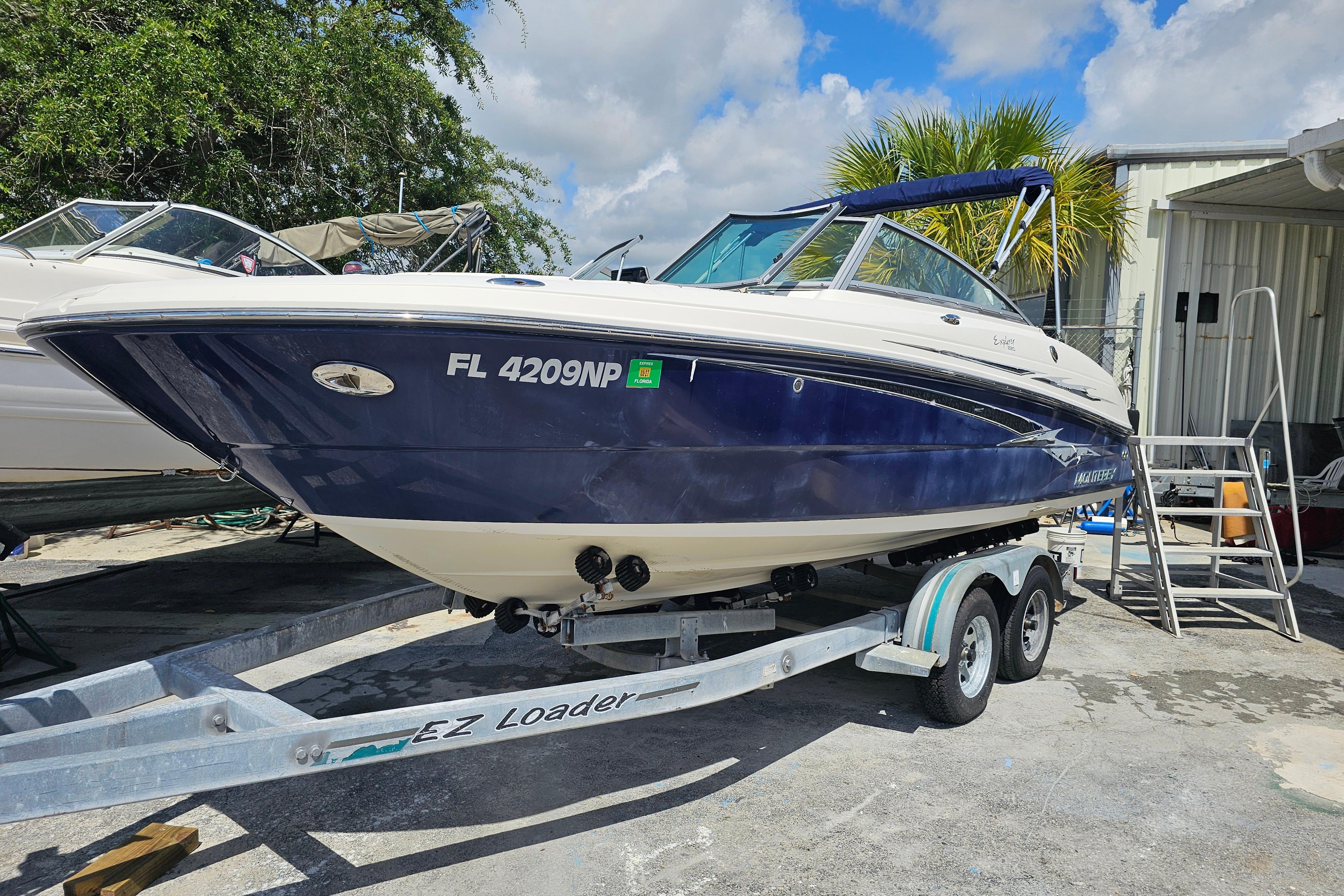 2008 Monterey 220 Explorer