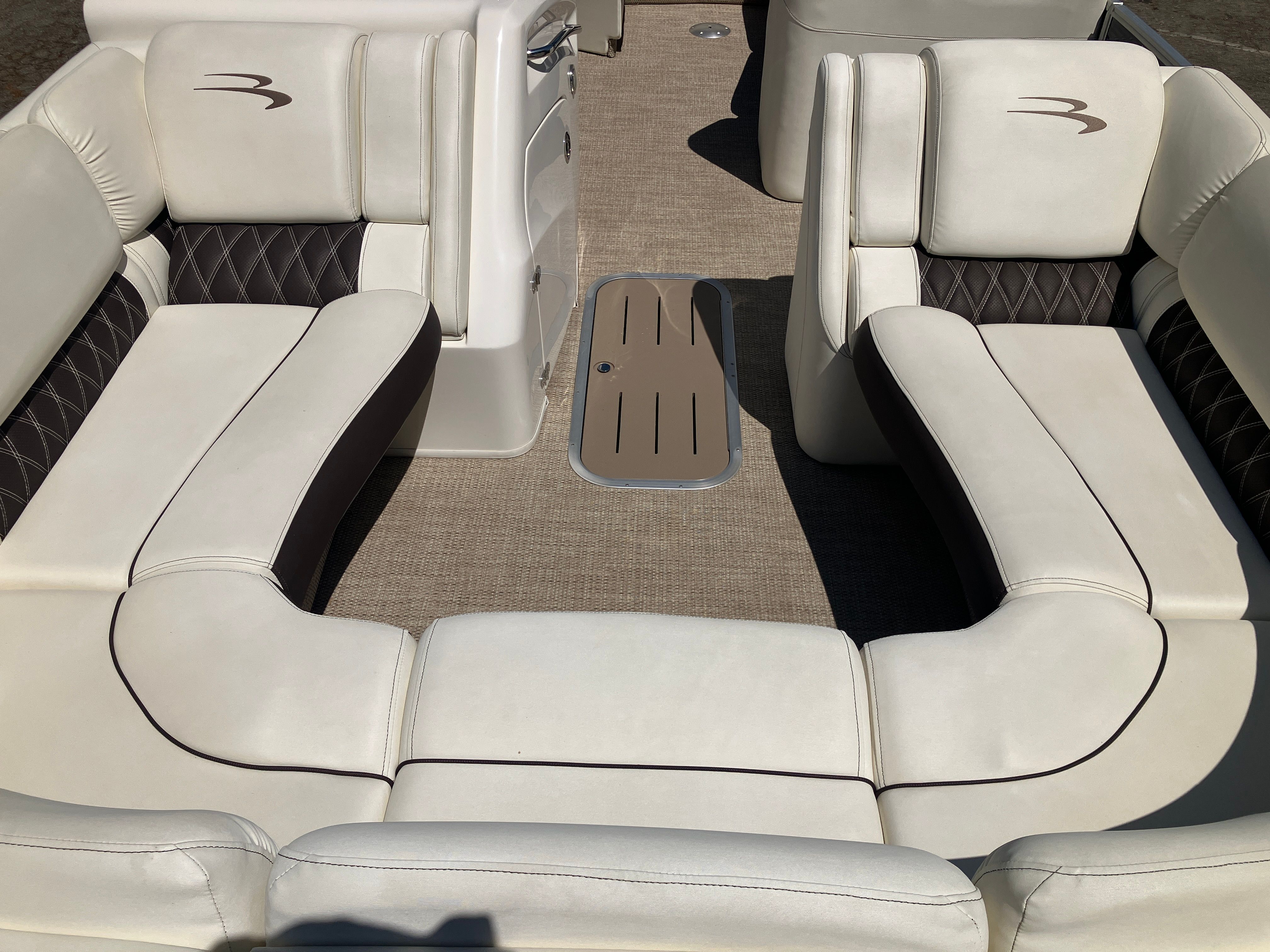 2019 Bennington 23 QLC - 20