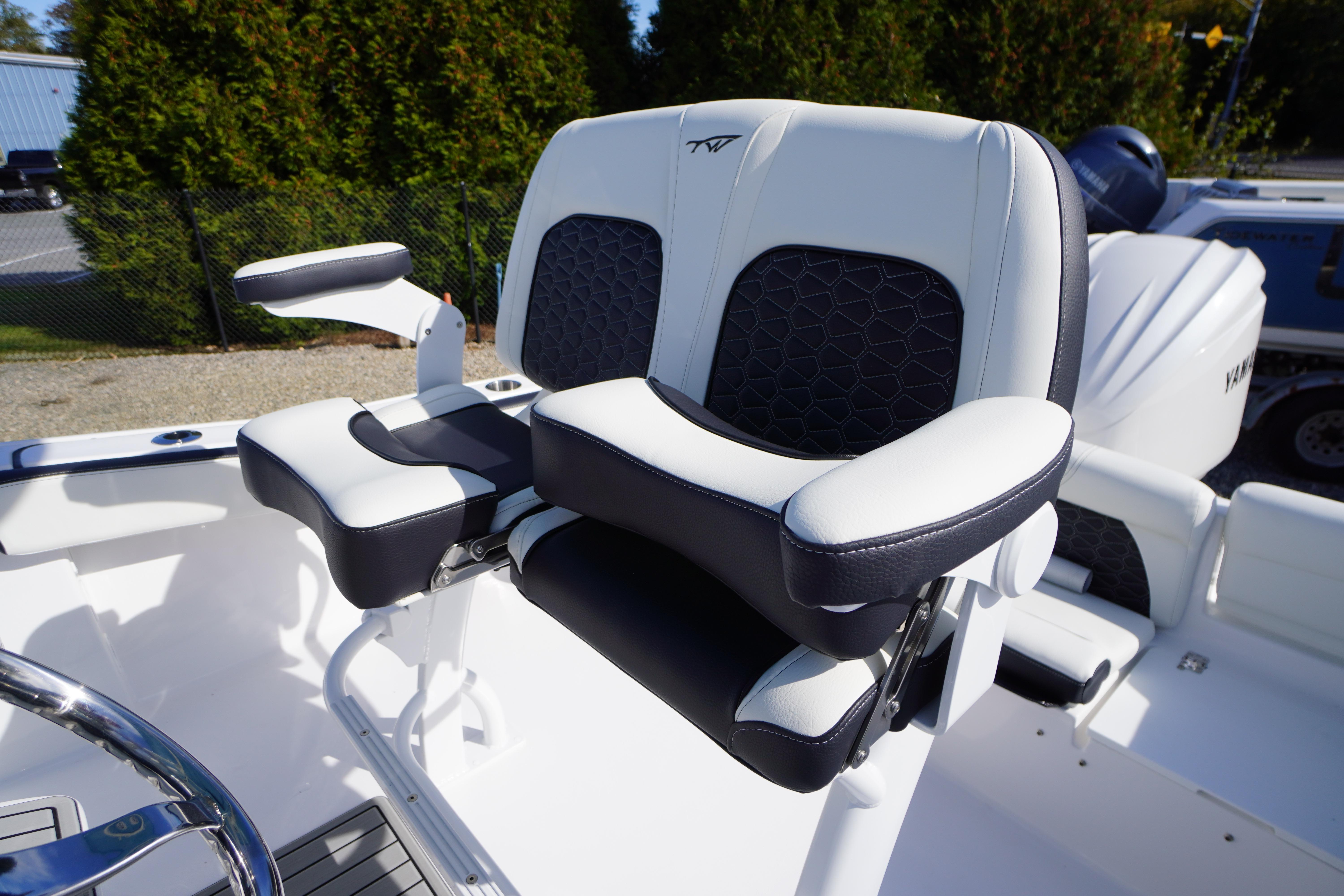 2026 Tidewater 220 LXF boat seat with armrests, featuring modern design and comfort.