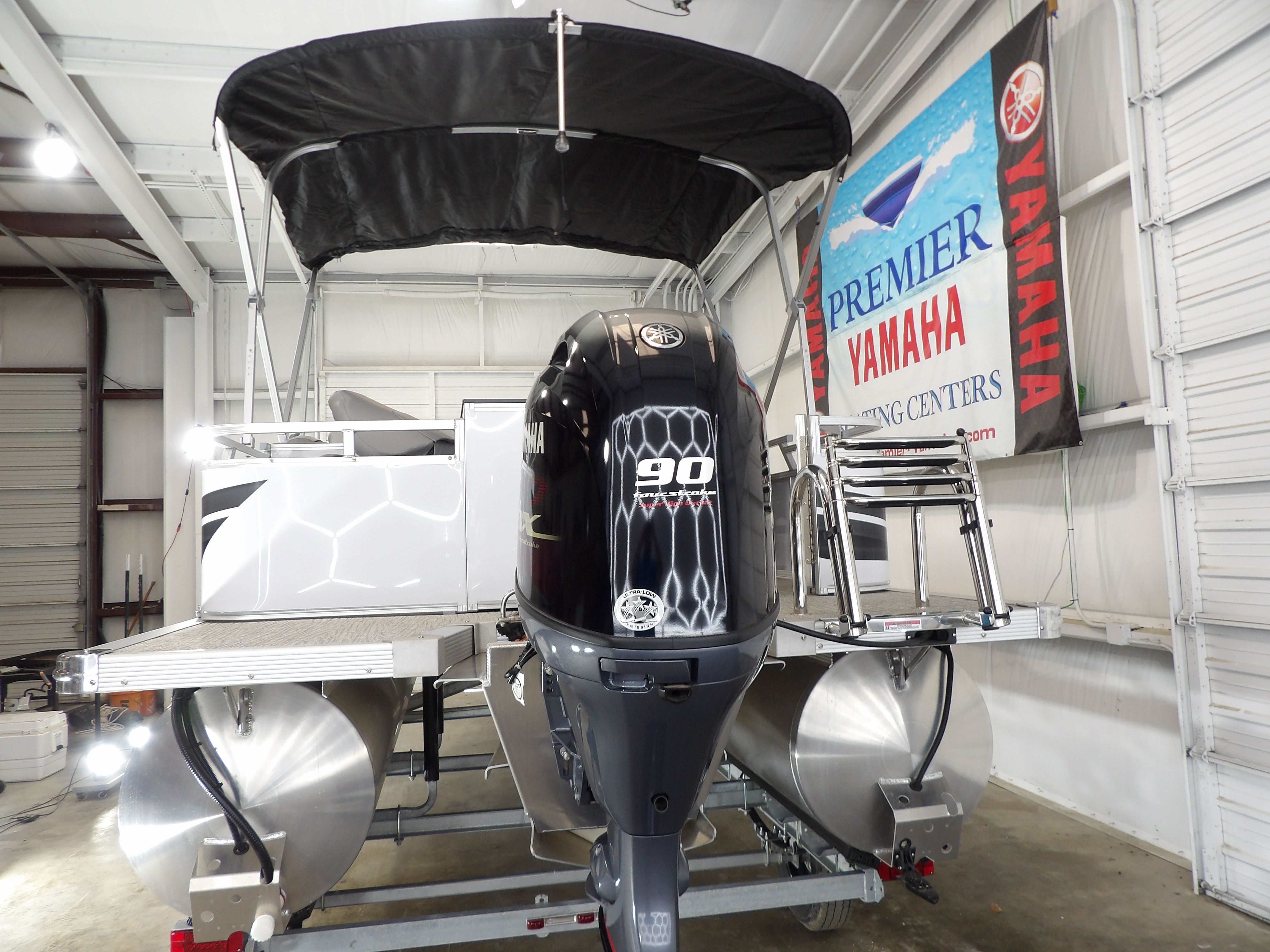 2026 Avalon Venture Quad Fish - 19' - 6