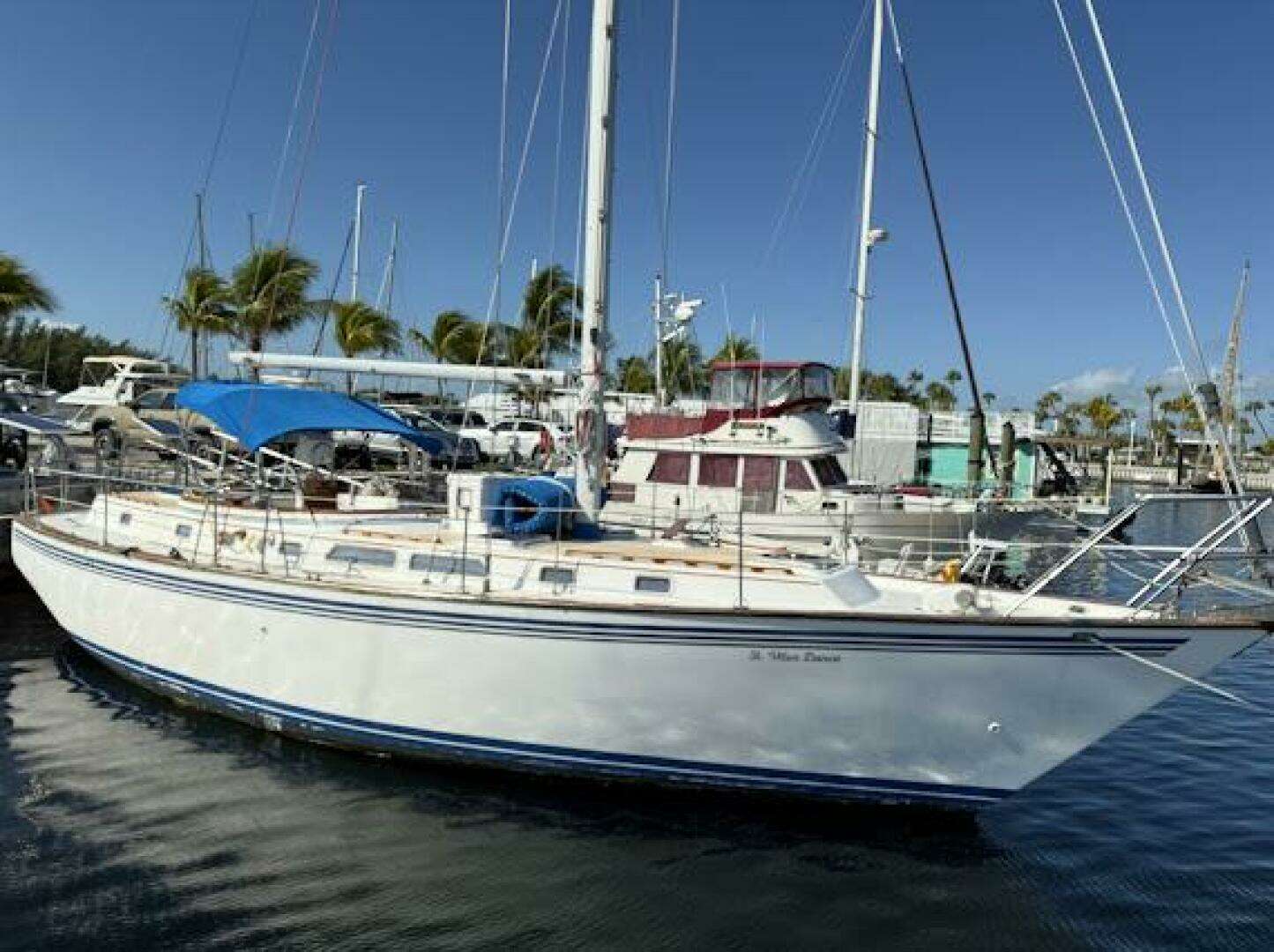 1985 Endeavour 42 - Image 5