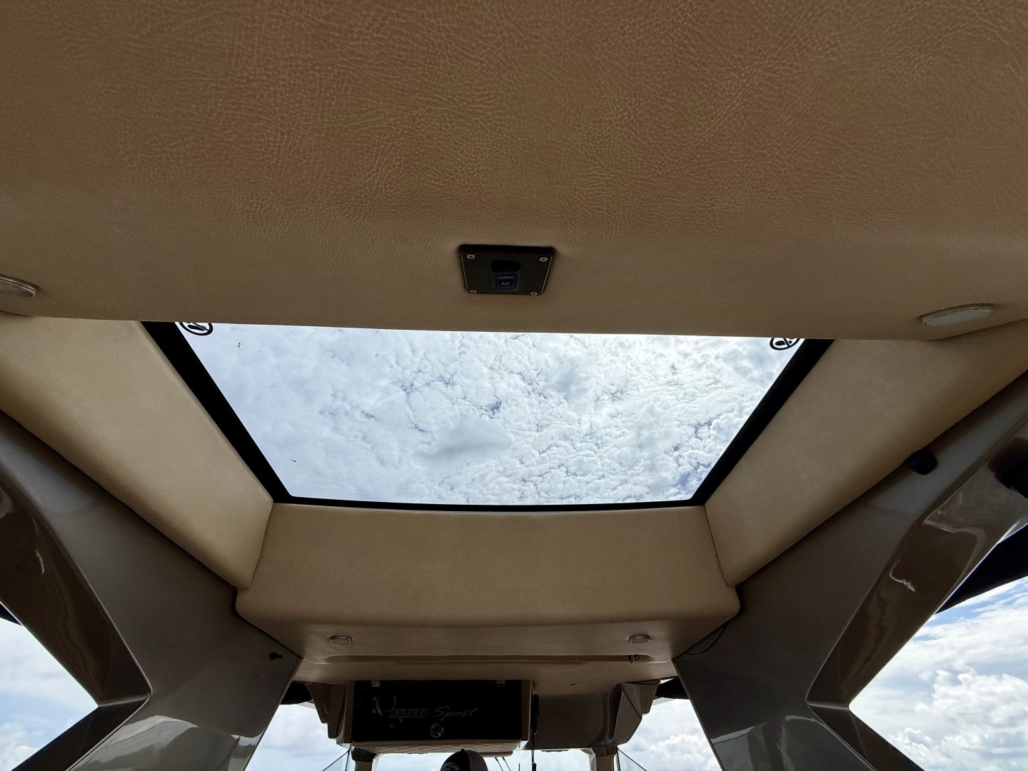 2020 Nor-Tech 550 SPORT CENTER CONSOLE - Image 43
