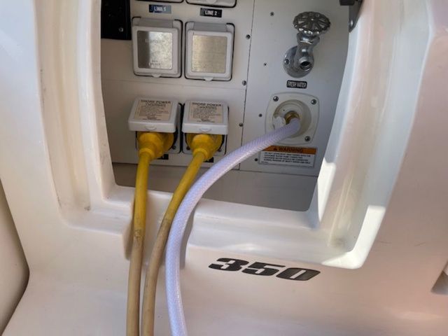 2014 Sea Ray Sundancer 350 - 19